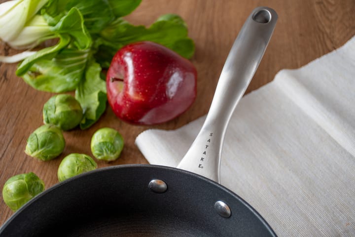 Satake sauteersteelpan met glazen deksel 2-delig, 2 L Satake