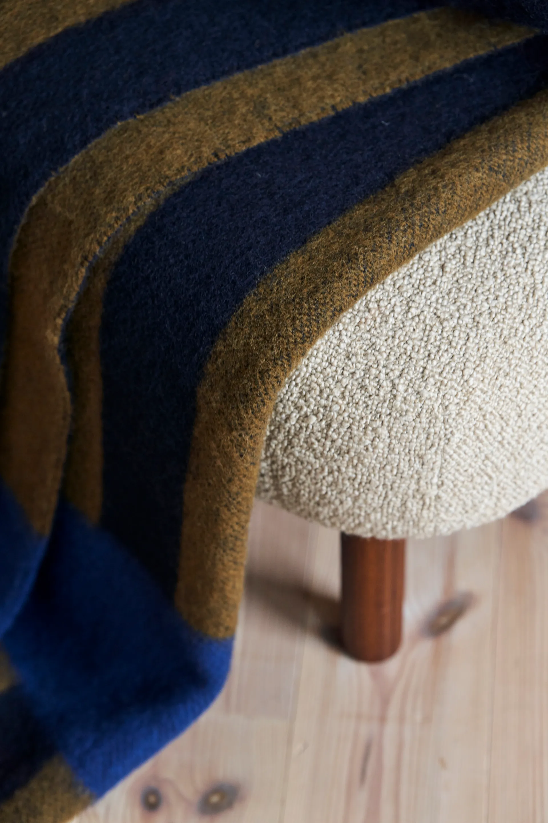 Aisles wollen plaid 130x180 cm, Blauw Scandi Living