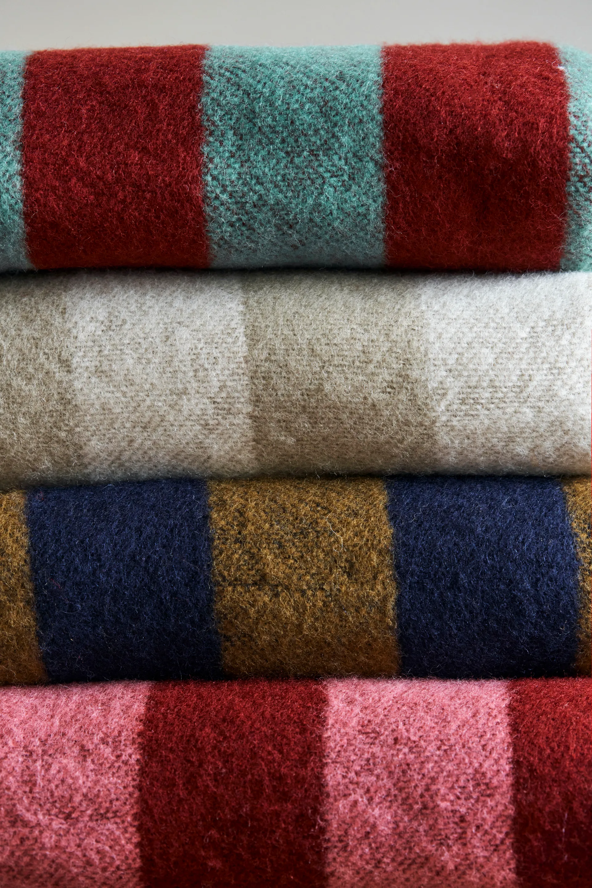 Aisles wollen plaid 130x180 cm, Rood Scandi Living