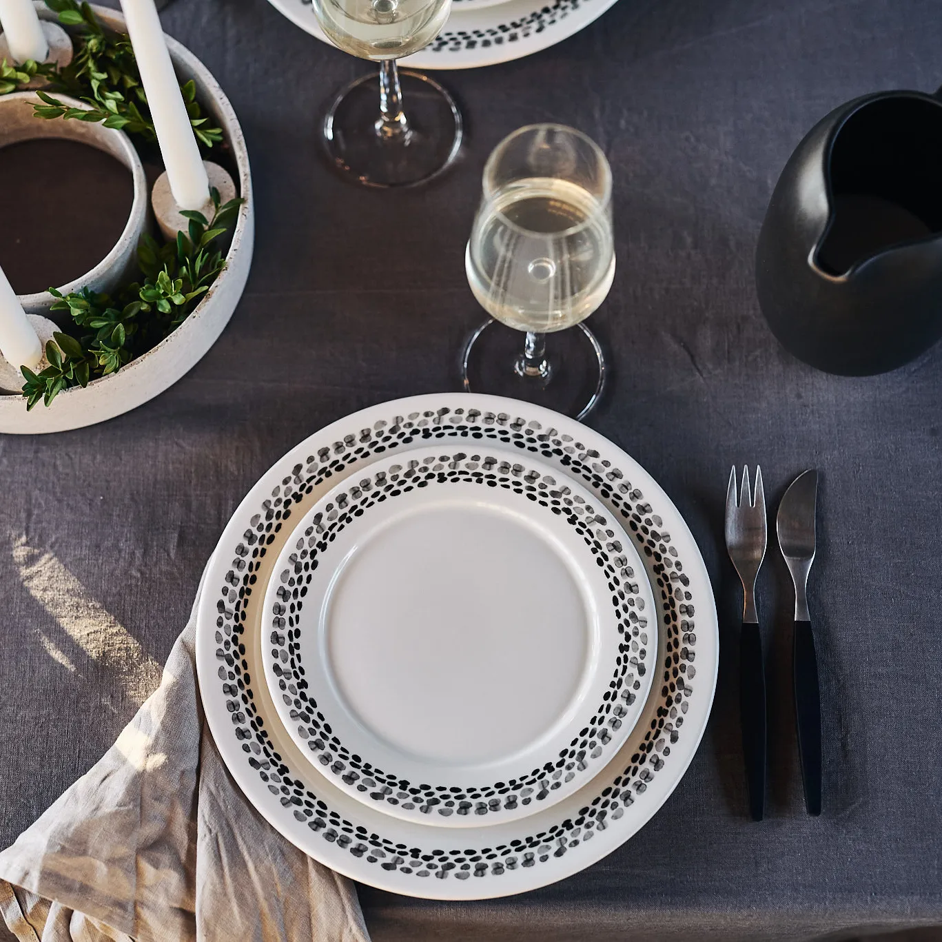 Clean linnen tafelkleed 145x350 cm , Charcoal  Scandi Living