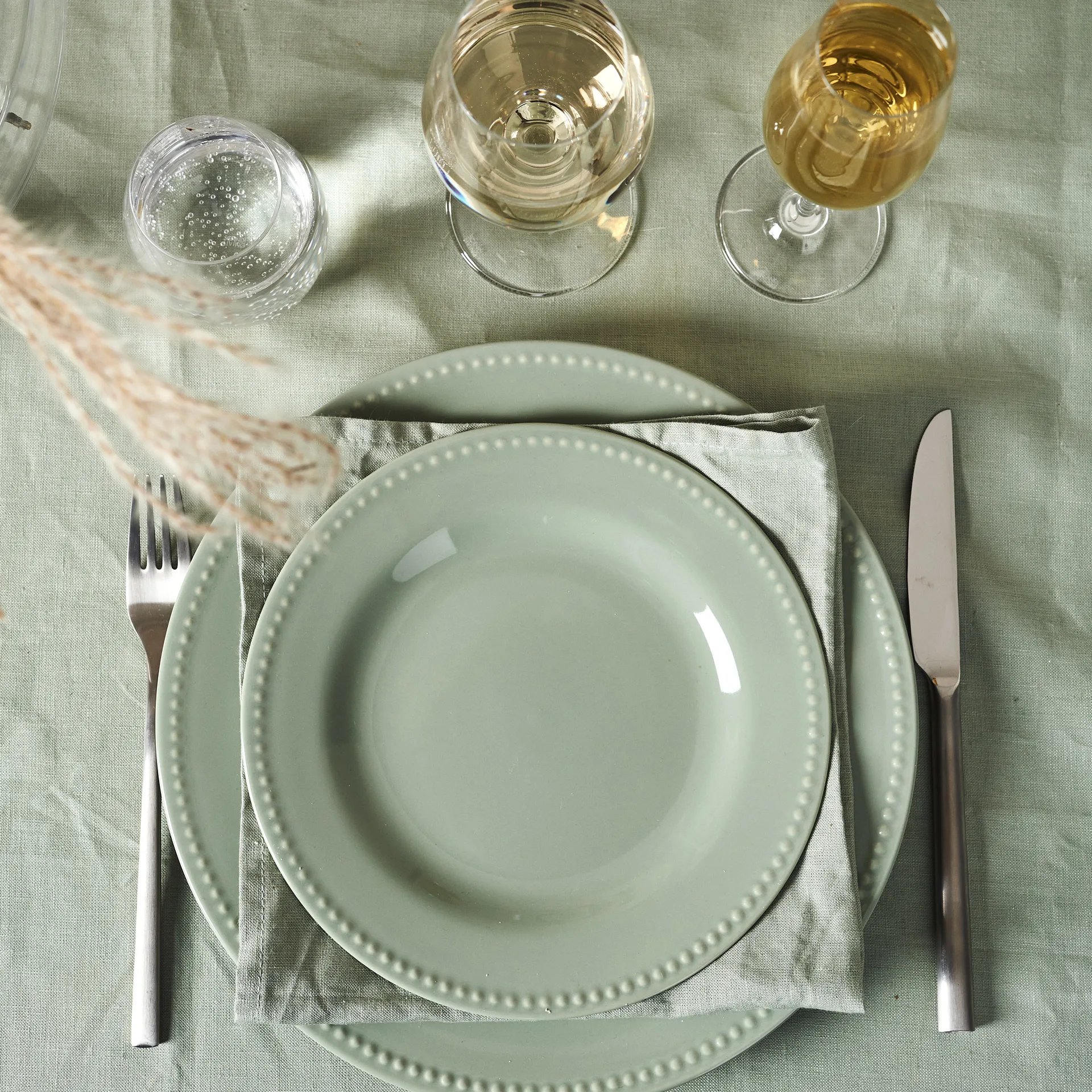 Dots bord 28 cm 4 stuks, Groen Scandi Living