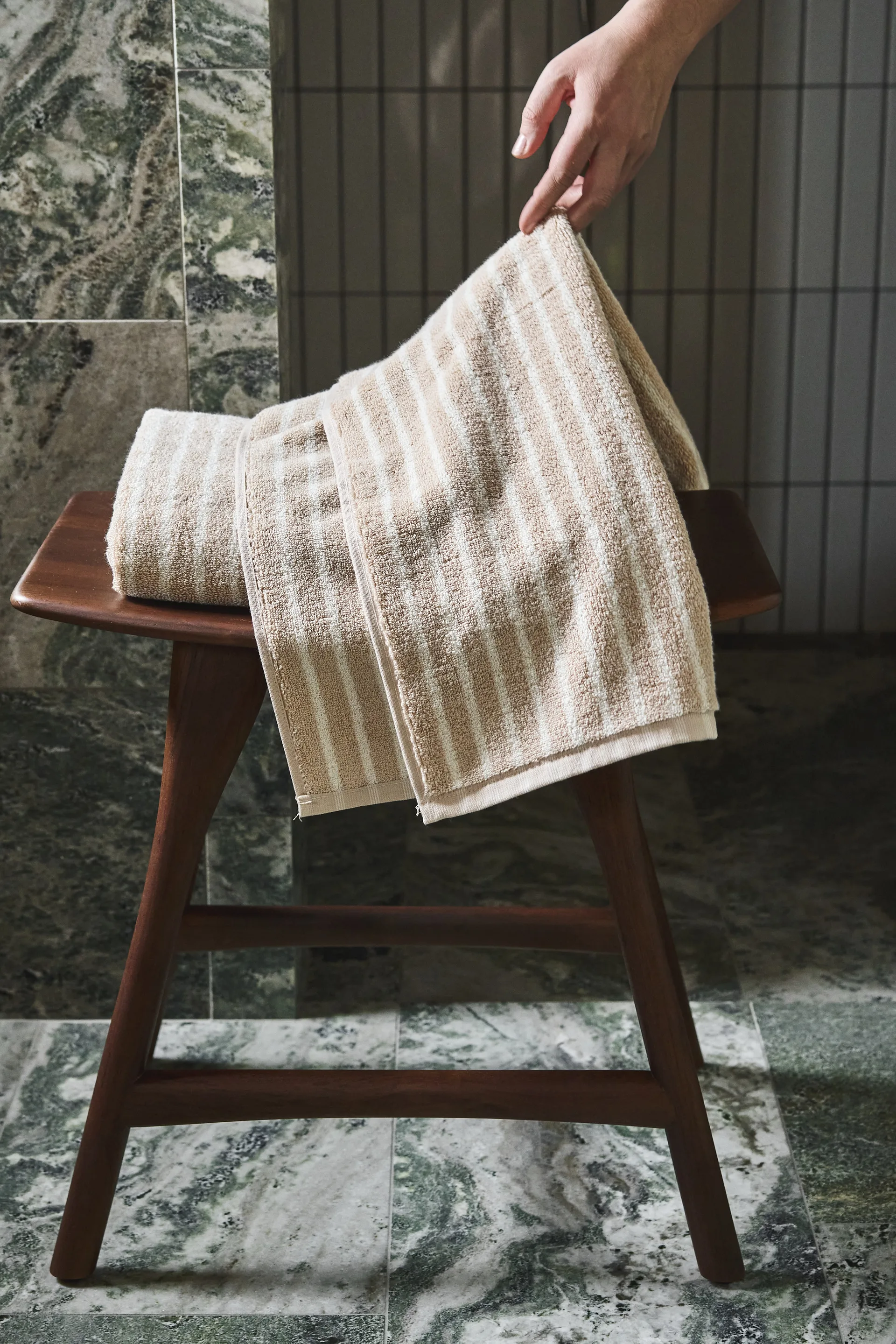 Drift badhanddoek 70x140 cm, Beige-wit Scandi Living