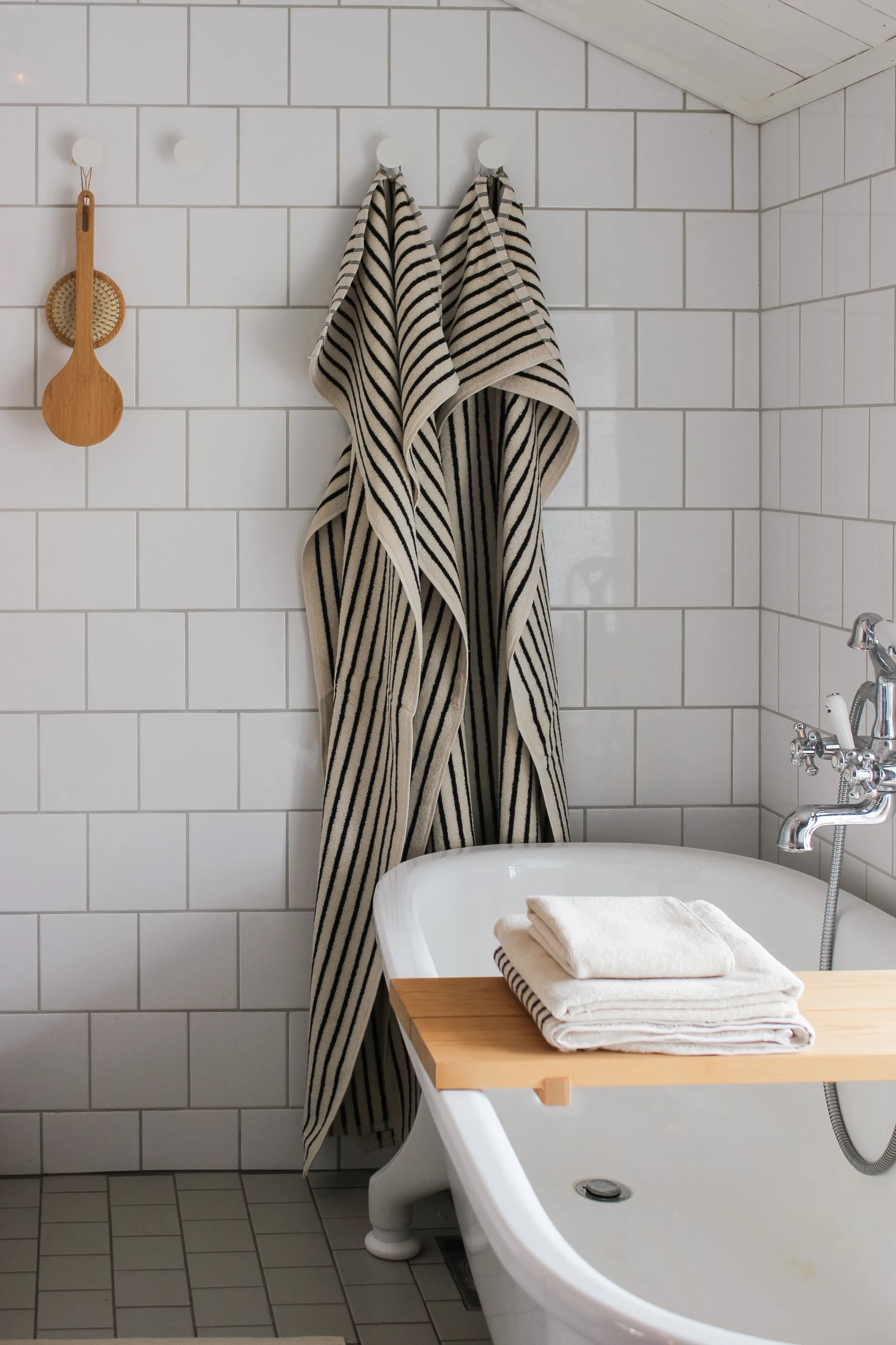 Drift badhanddoek 70x140 cm, Wit Scandi Living
