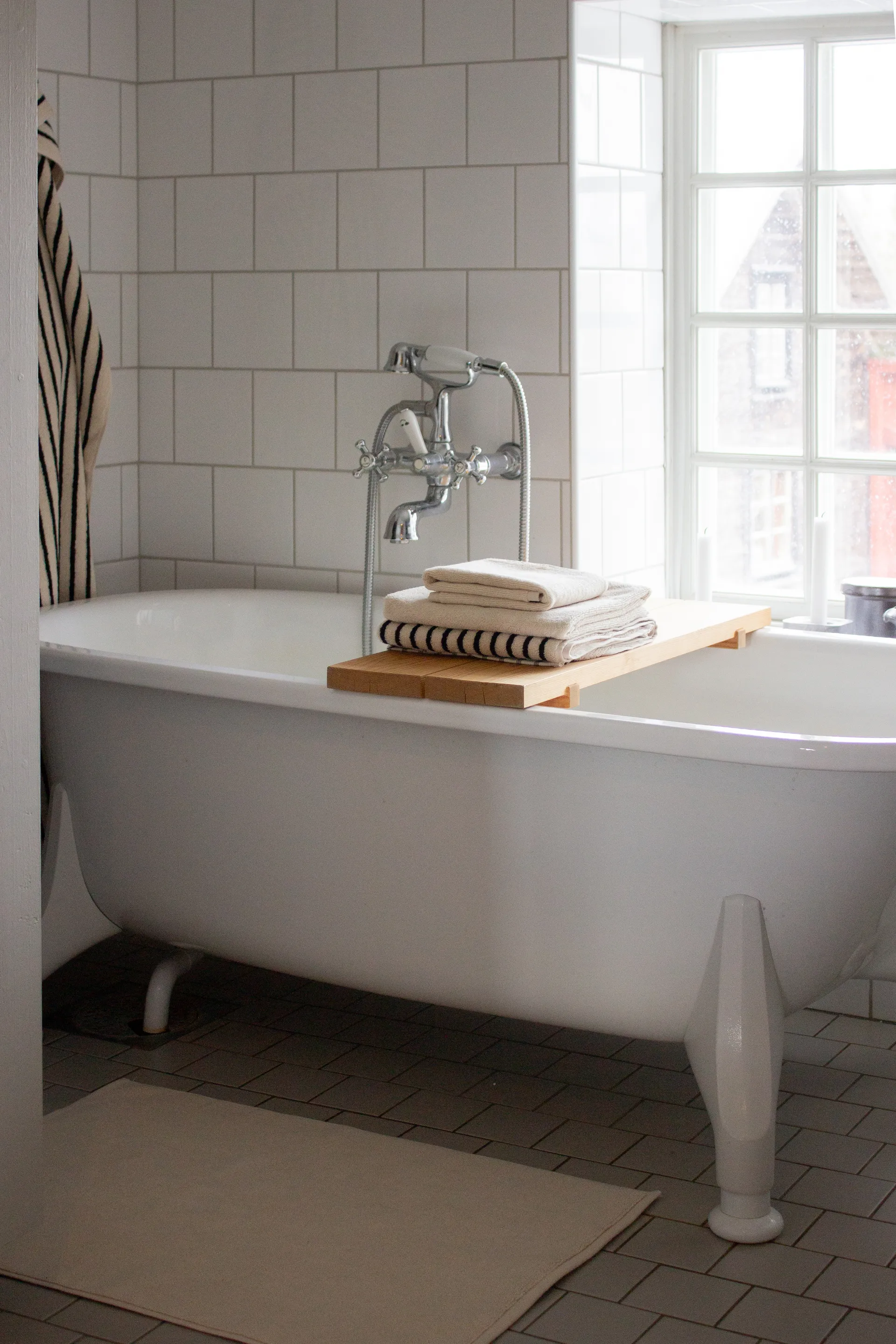 Drift badhanddoeken 100x150 cm 2-pack - Wit-zwart,  Scandi Living