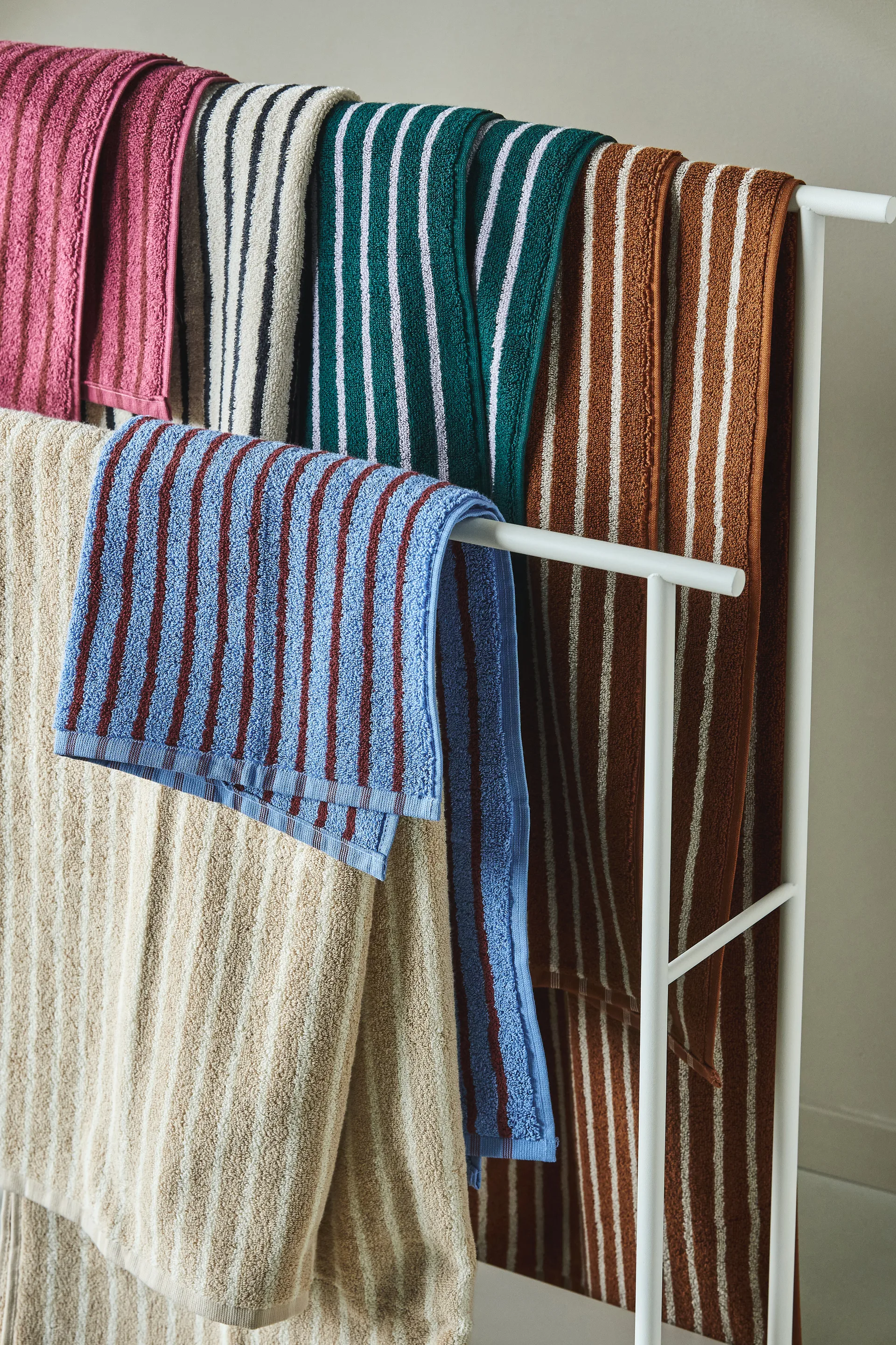 Drift handdoek 50x70 cm, Blauw-rood Scandi Living