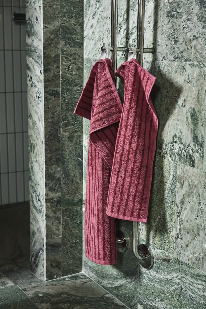 Drift handdoek 50x70 cm, Roze-rood Scandi Living