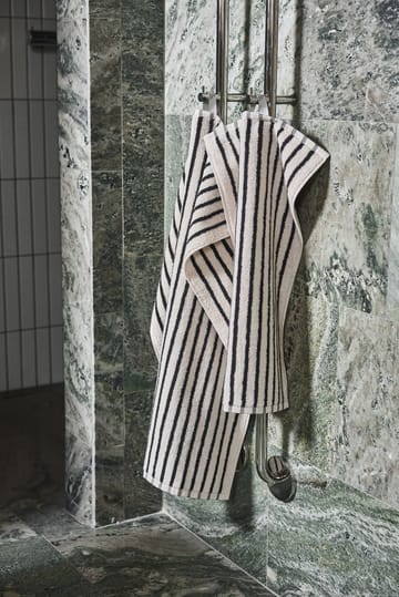 Drift handdoek 50x70 cm - Wit-zwart - Scandi Living