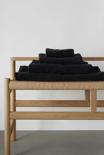 Drift handdoek 50x70 cm - Zwart - Scandi Living