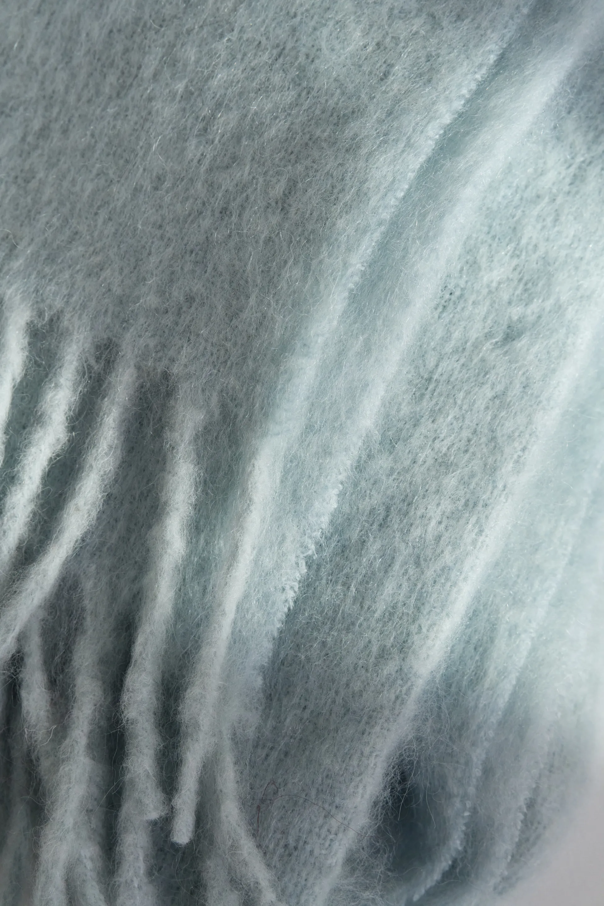 Dune mohair plaid 130x170 cm, Ice blue Scandi Living