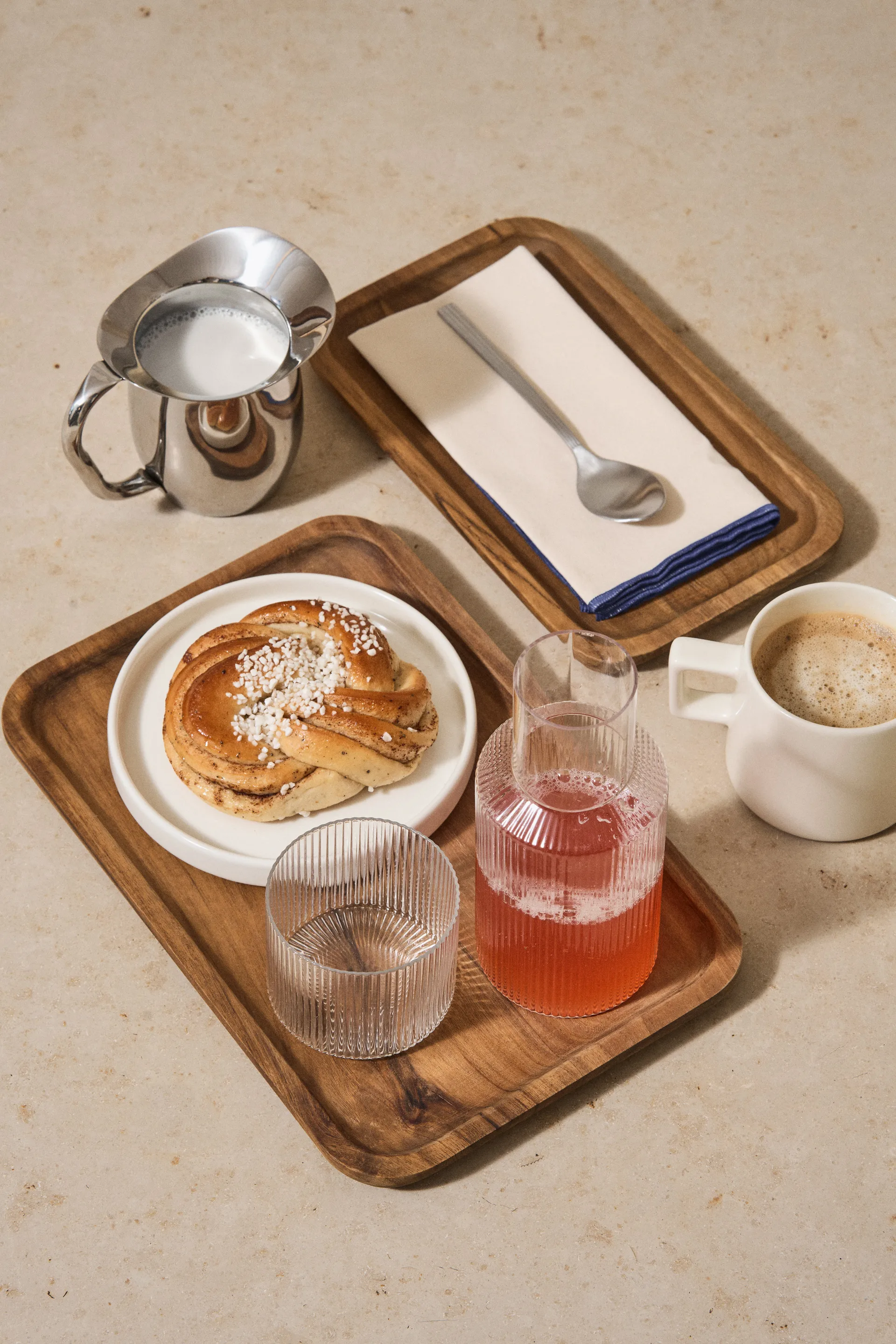 Hollow dienblad, 20x30 cm Scandi Living