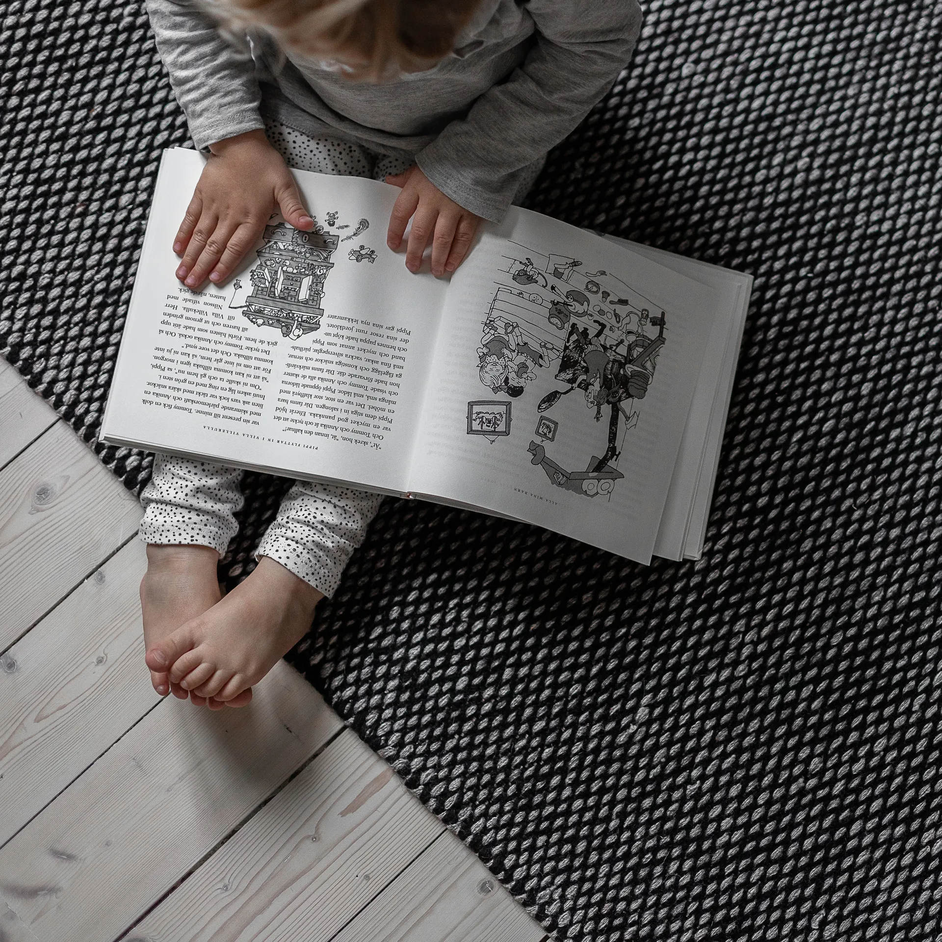 Lea wollen vloerkleed zwart, 80x240 cm Scandi Living