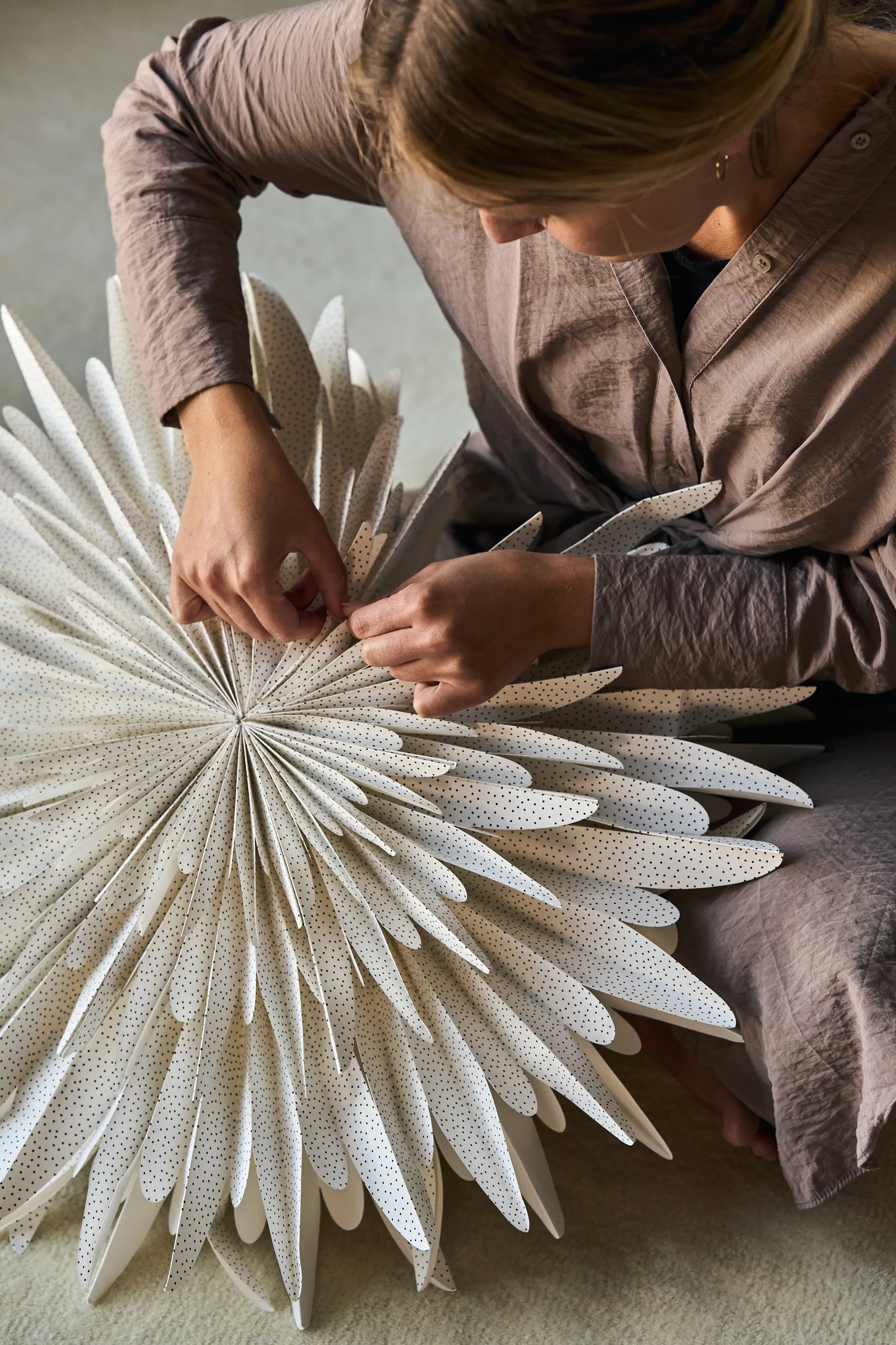 Luna adventsster wit met stippen, 60 cm Scandi Living