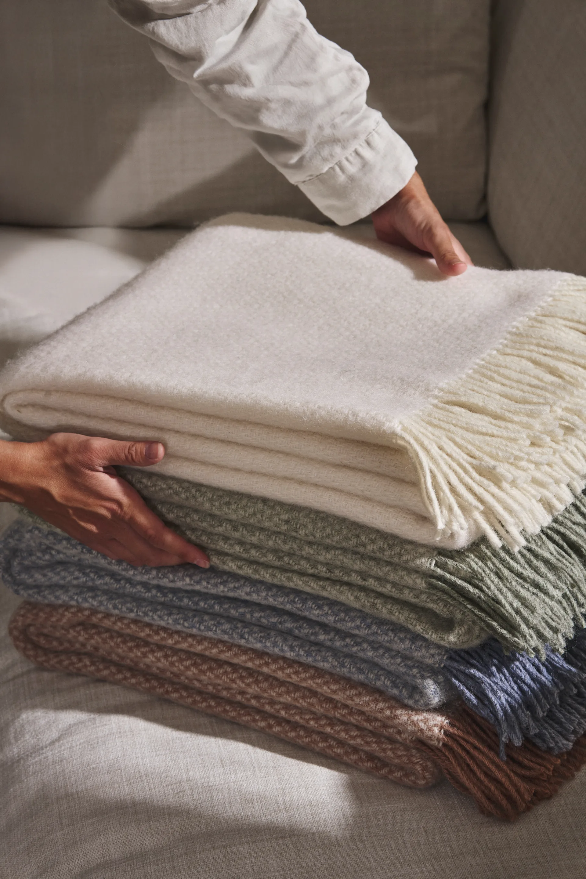 Sandstone wollen plaid 130x180 cm, Mocca Scandi Living