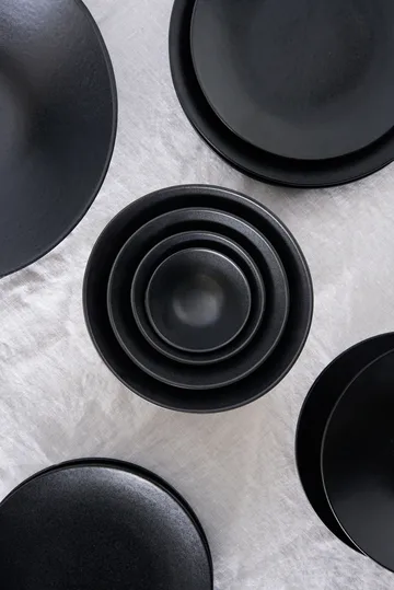 Terra pastabord - Zwart steengoed, Ø22,5 cm - Scandi Living