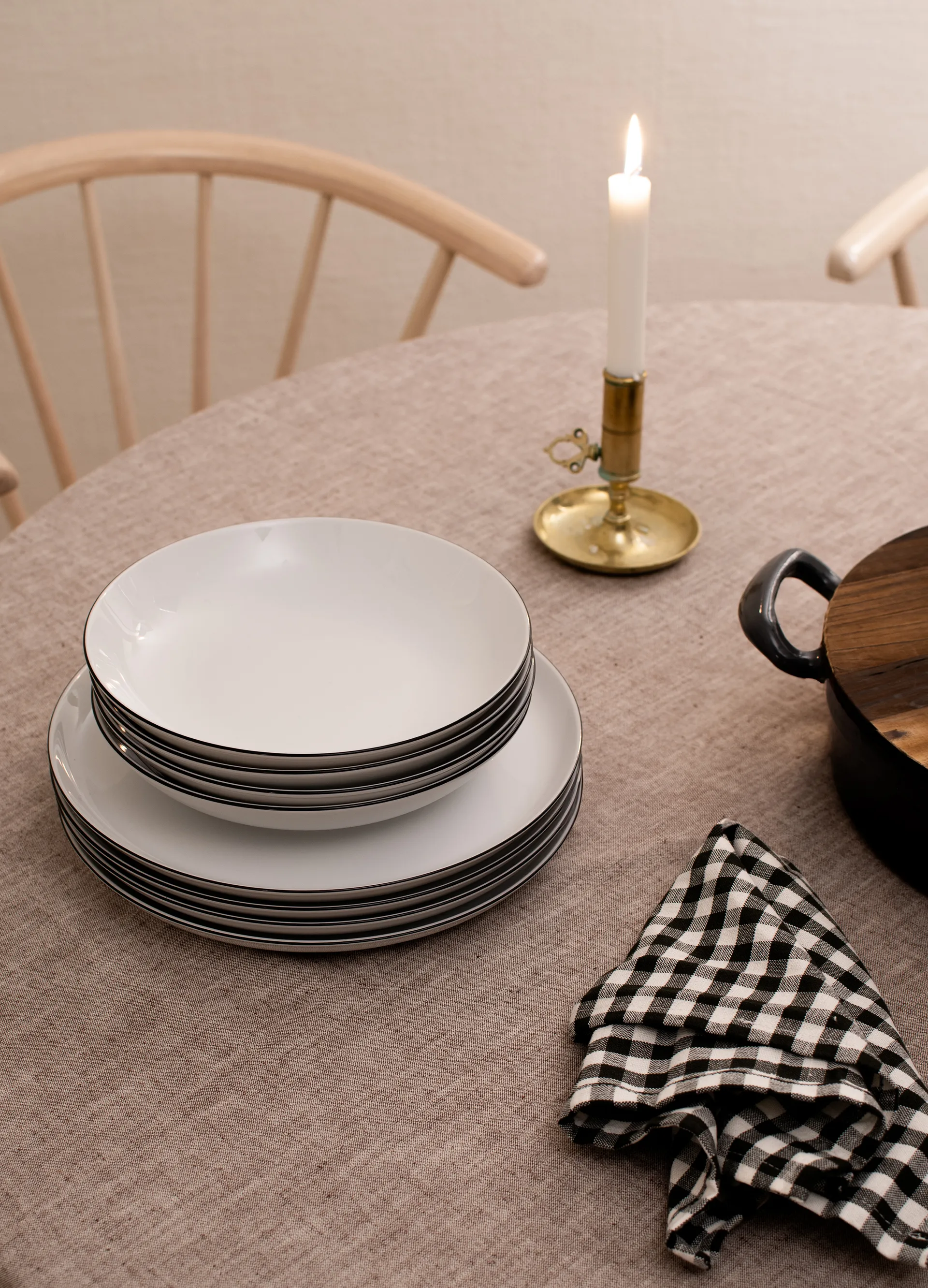 Lido black line serviesset 12-delig, Wit met zwarte rand Seltmann Weiden