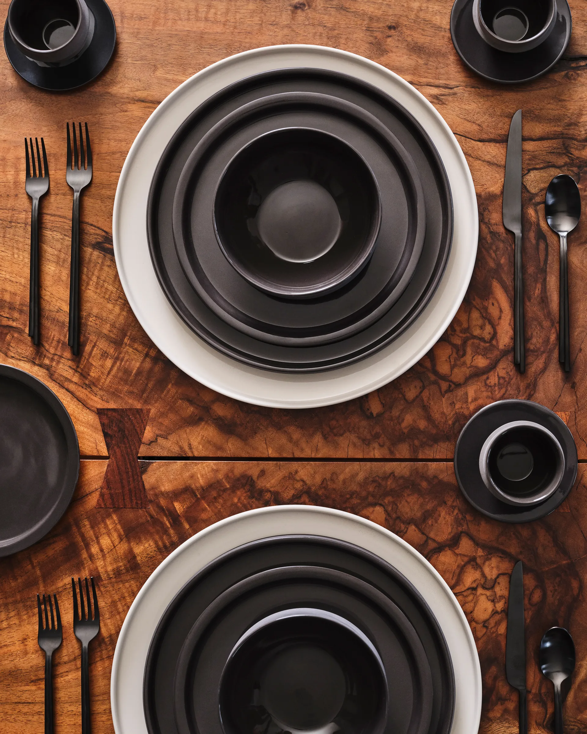 Dune bestekset 24-delig geschenkdoos, Black Serax