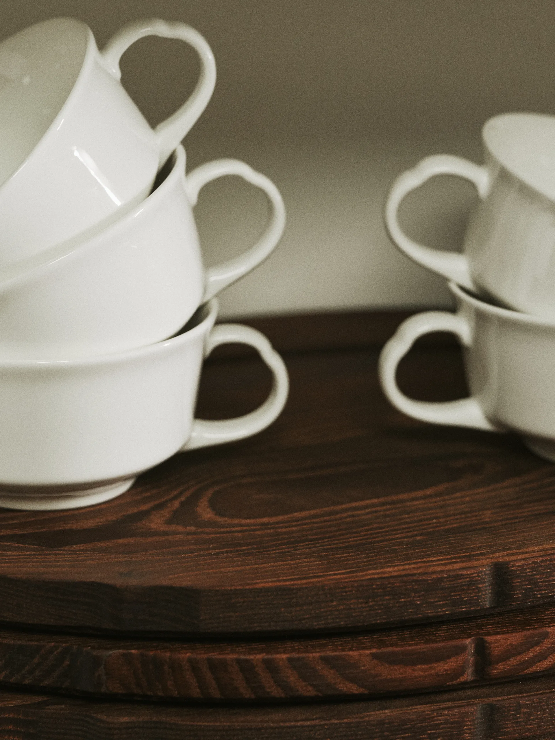 Silhouette ovaal dienblad 21x30 cm, Essenhout Serax