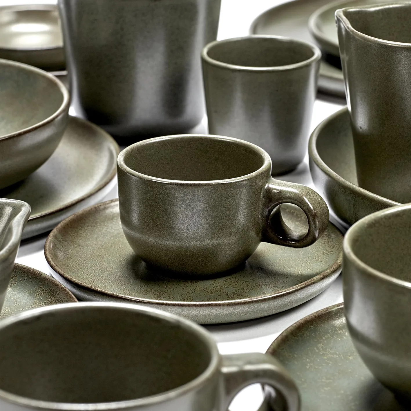 Surface espressokopje met schotel 10 cl, Camogreen Serax