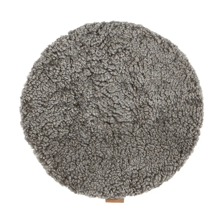 Jill stoelkussen gewatteerd - Grijsgrafiet (grijs), Ø36 cm - Shepherd of Sweden