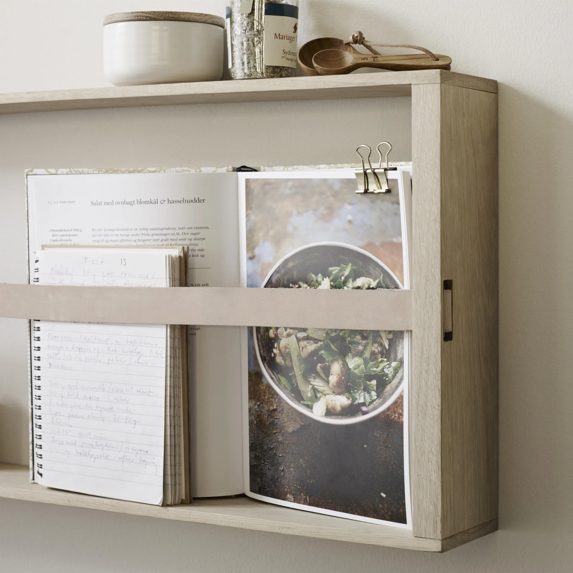 Norr tijdschriftenhouder, eiken Skagerak