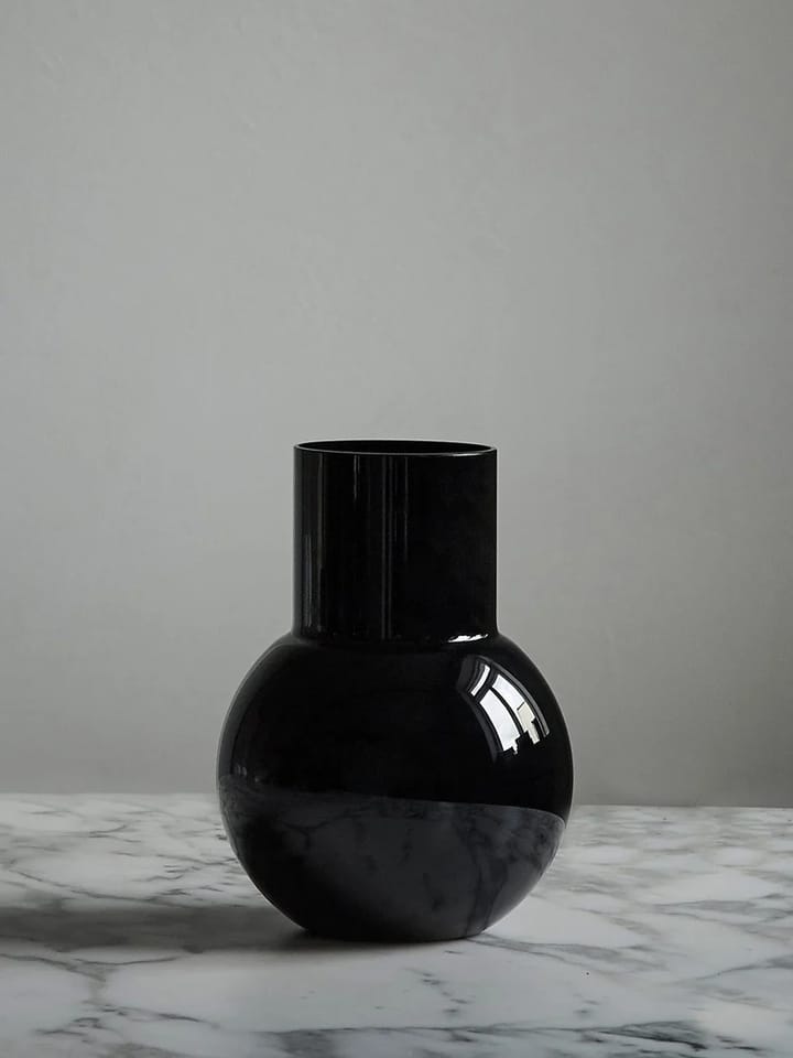 Pallo vaas, Zwart 20 cm Skrufs Glasbruk