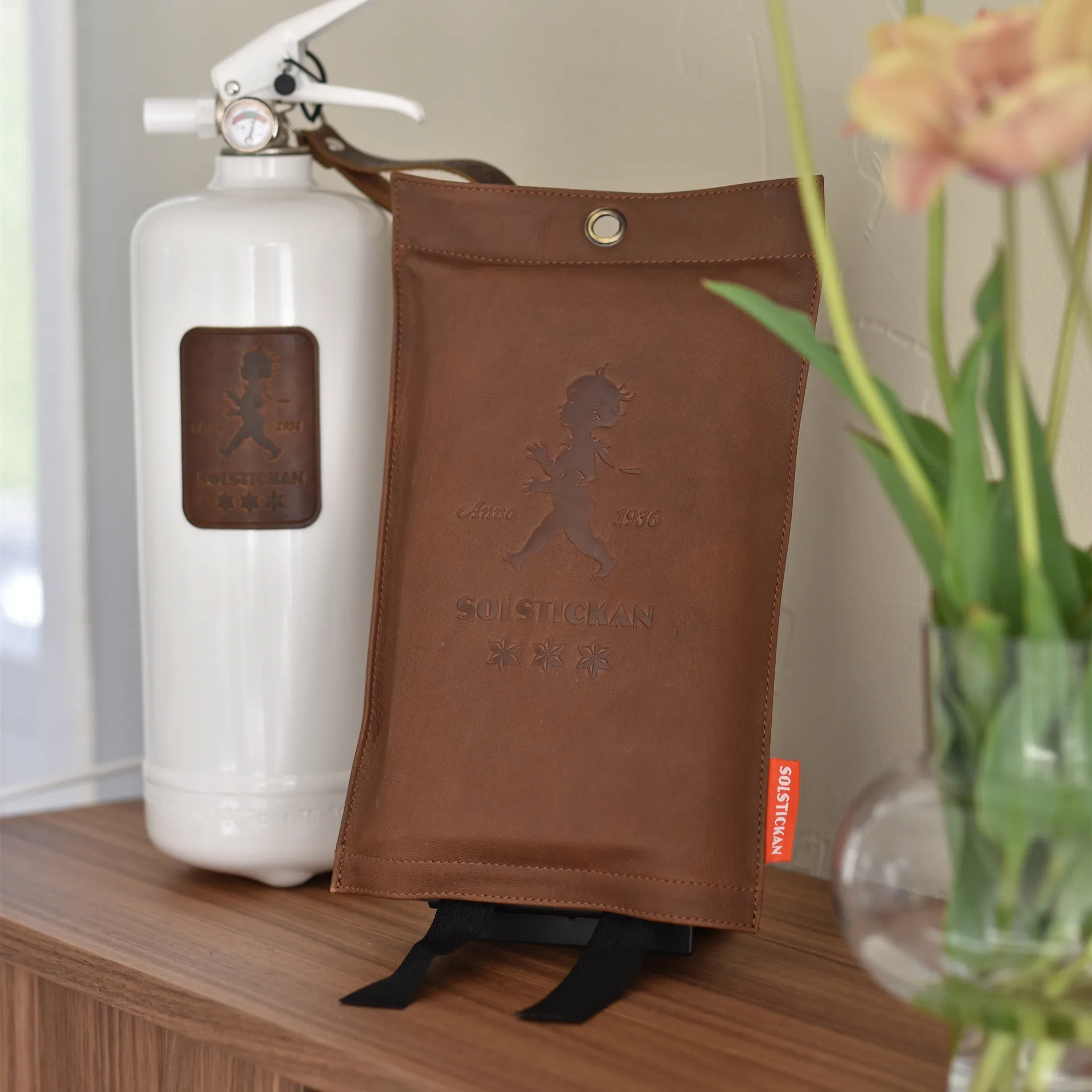 Solstickan branddeken leer 120x120 cm, Donker leer Solstickan Design