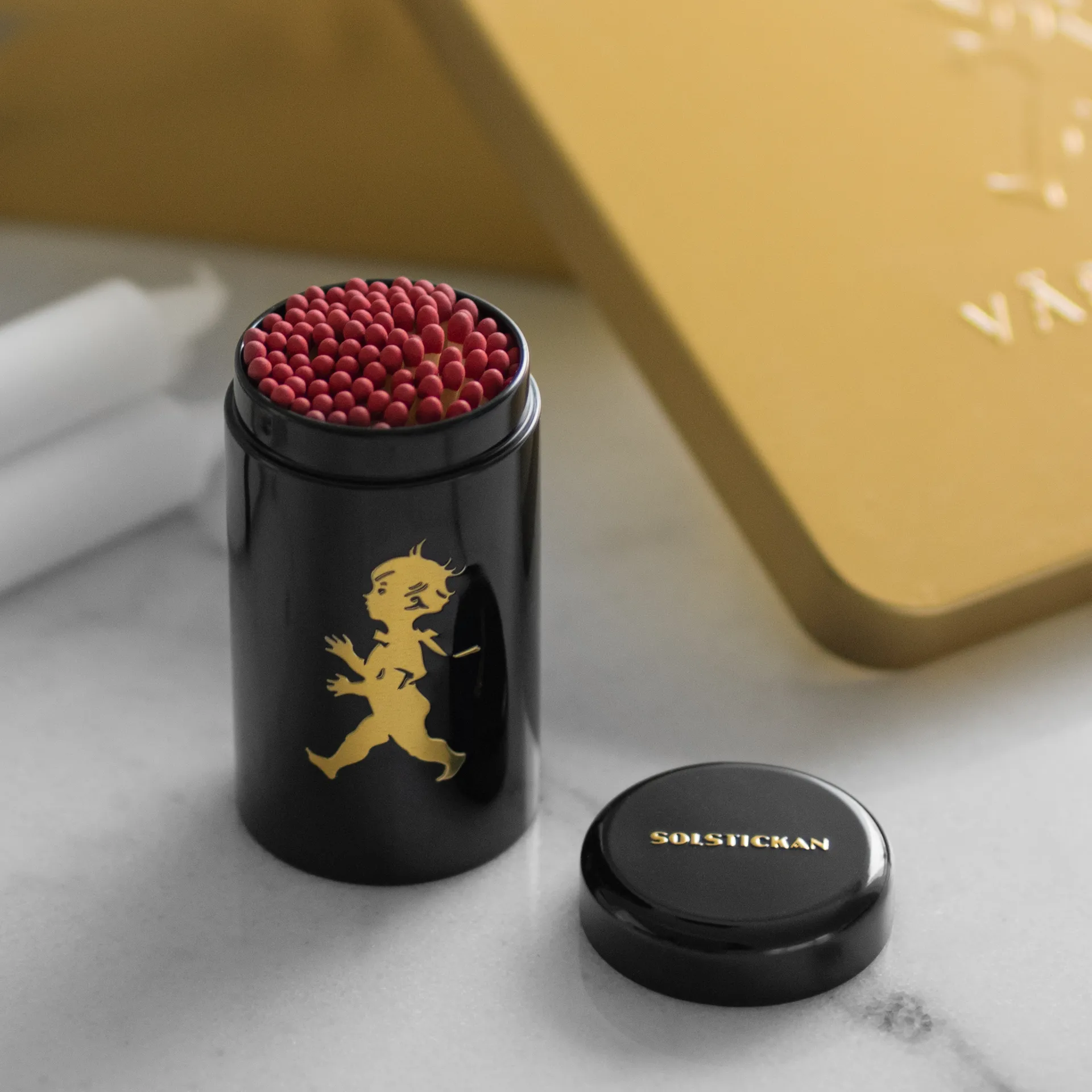 Solstickan lucifers 100-pack, Zwart-goud Solstickan Design