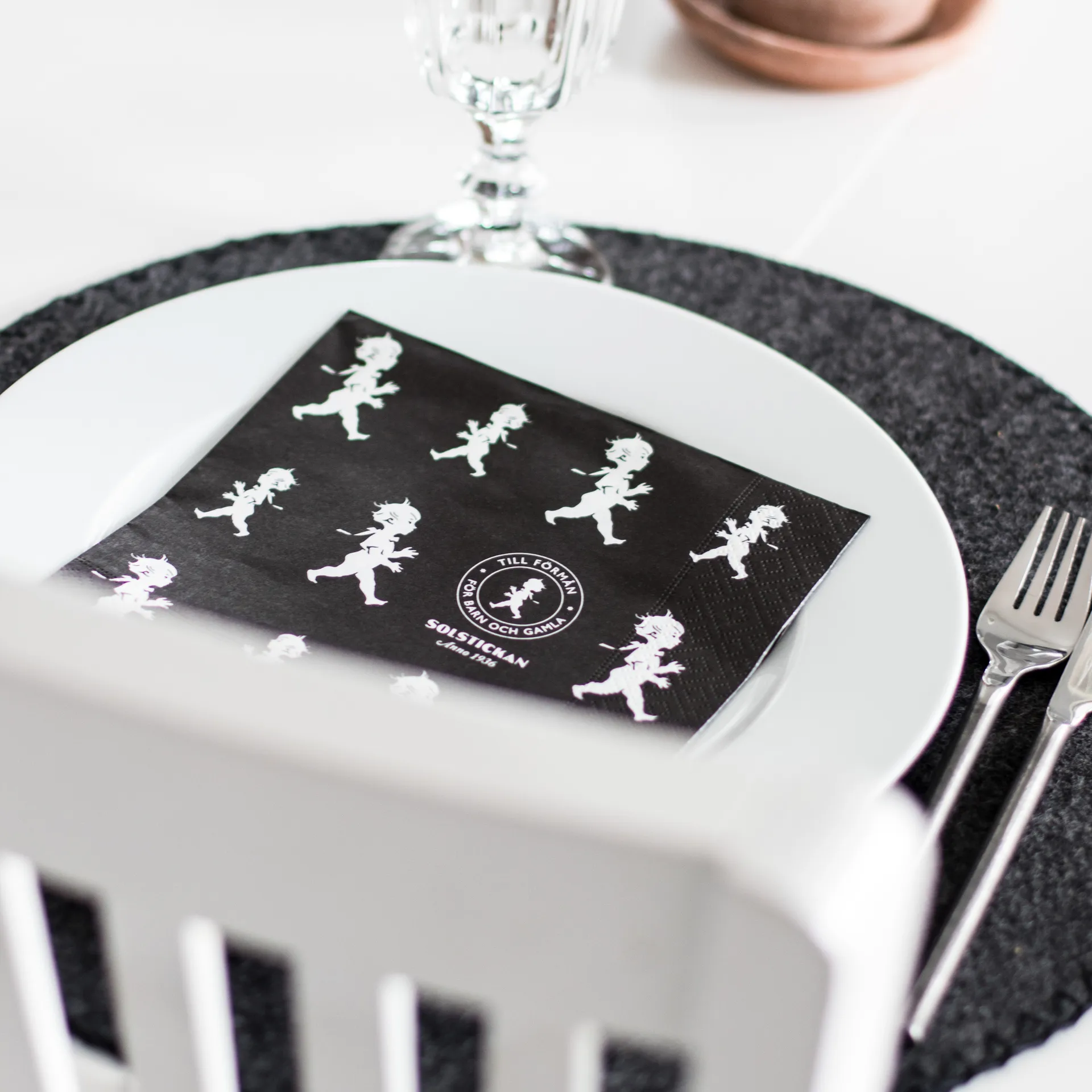 Solstickan servet 33x33 cm 20-pack, Zwart Solstickan Design
