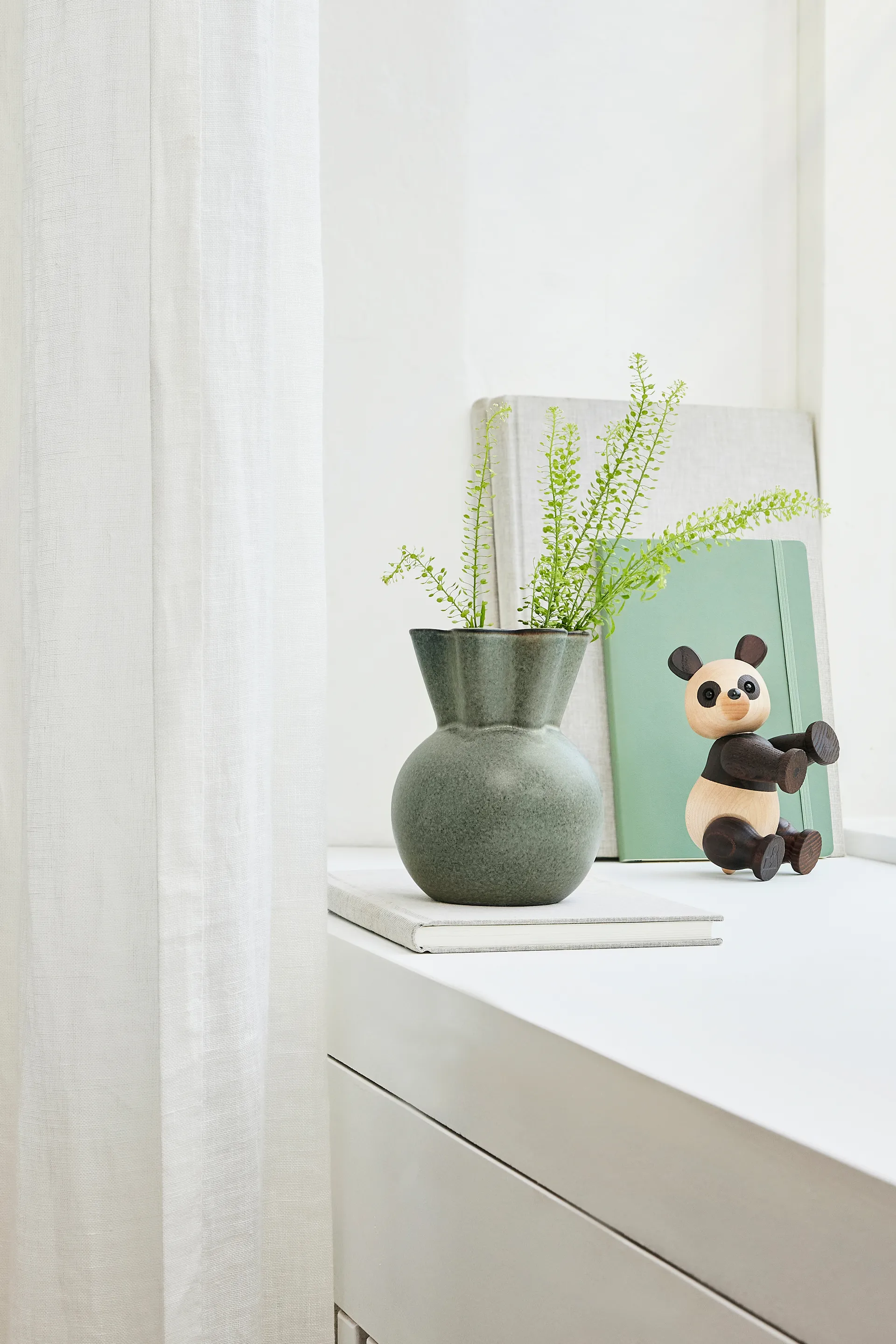 Eva Stæhr-Nielsen vaas 14 cm, Mosgroen Spring Copenhagen