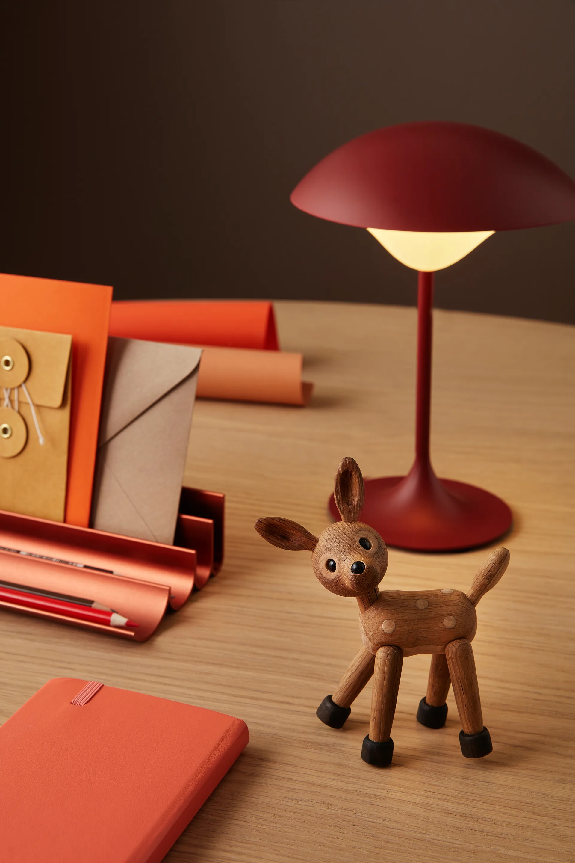 Spot decoratie reekalfje, Eikenhout-esdoorn Spring Copenhagen