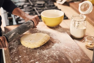 Staub deegroller siliconen L - Zwart-acaciahout - STAUB