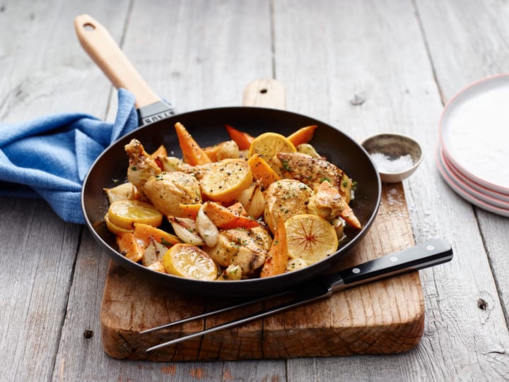 Staub gietijzeren koekenpan zwart licht houten handvat, Ø20 cm STAUB