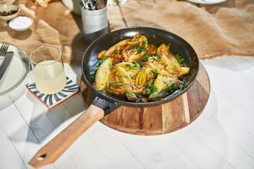 Staub gietijzeren koekenpan zwart licht houten handvat - Ø28 cm - STAUB