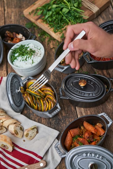 Staub La Cocotte ovale pan gietijzer 0,6 L - Zwart - STAUB