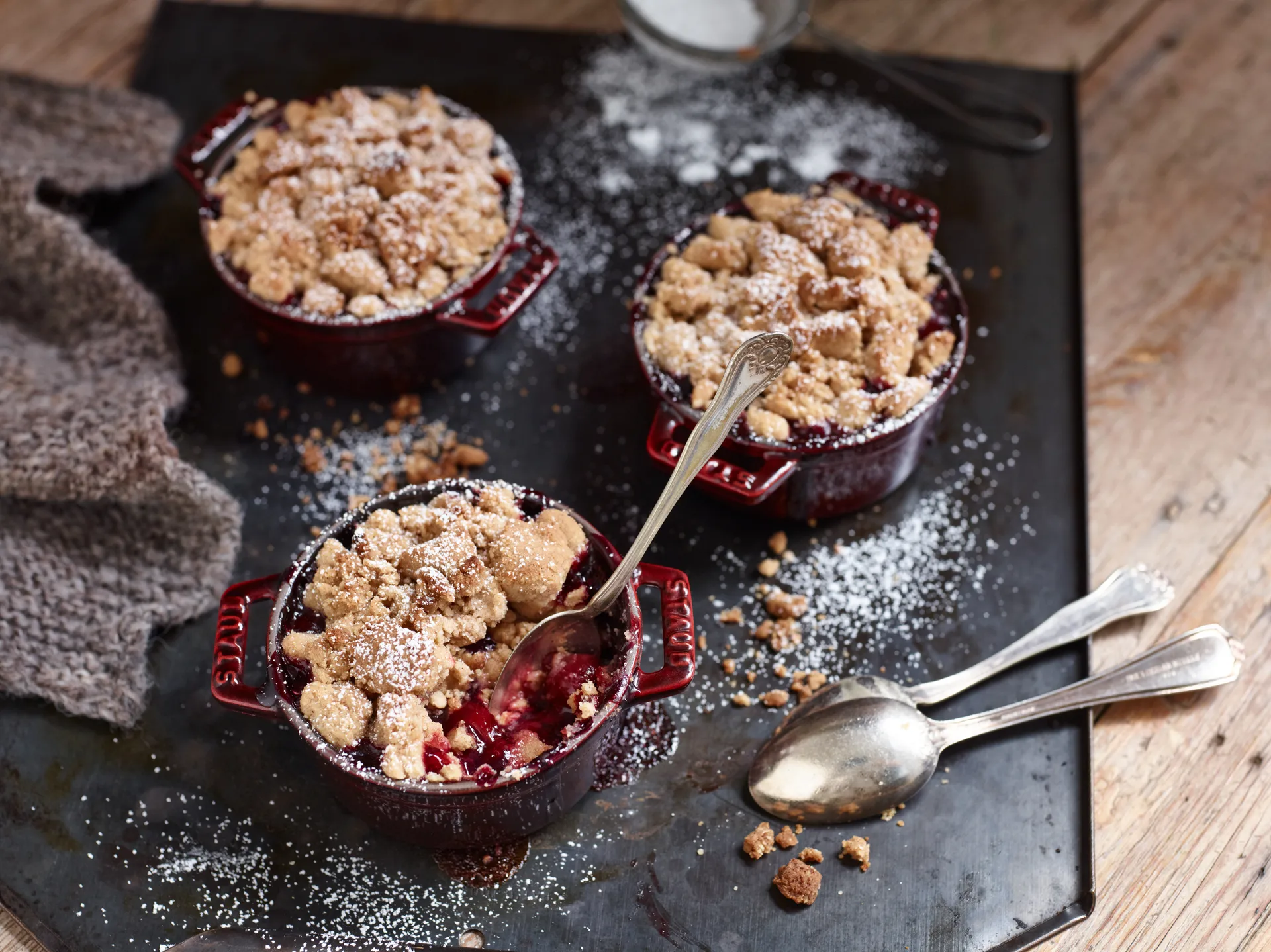 Staub La Cocotte ronde pan gietijzer 0,25 L, Granaatrood STAUB