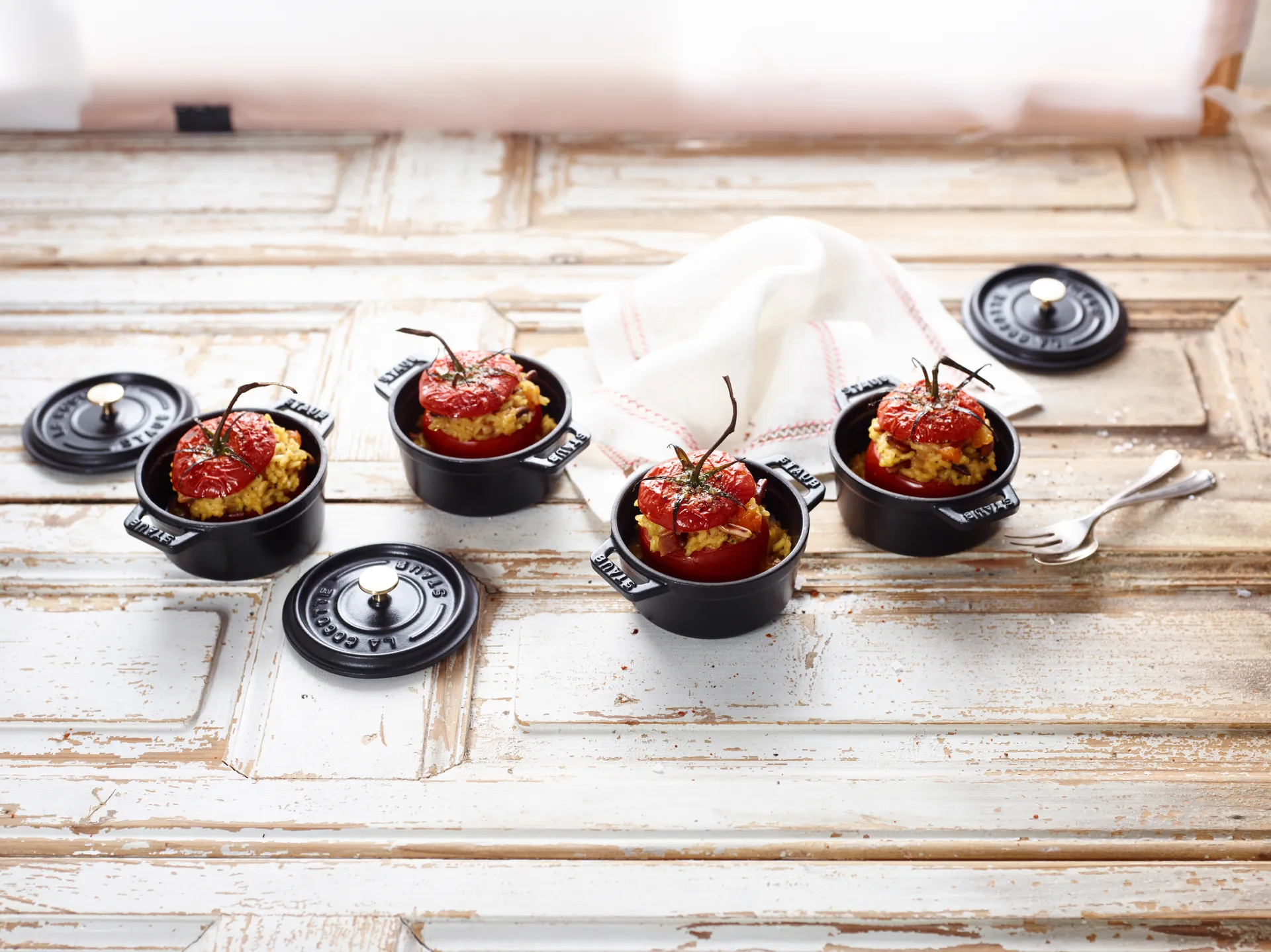 Staub La Cocotte ronde pan gietijzer 0,25 L, Zwart STAUB