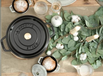 Staub La Cocotte ronde pan gietijzer 2,2 L - Zwart - STAUB