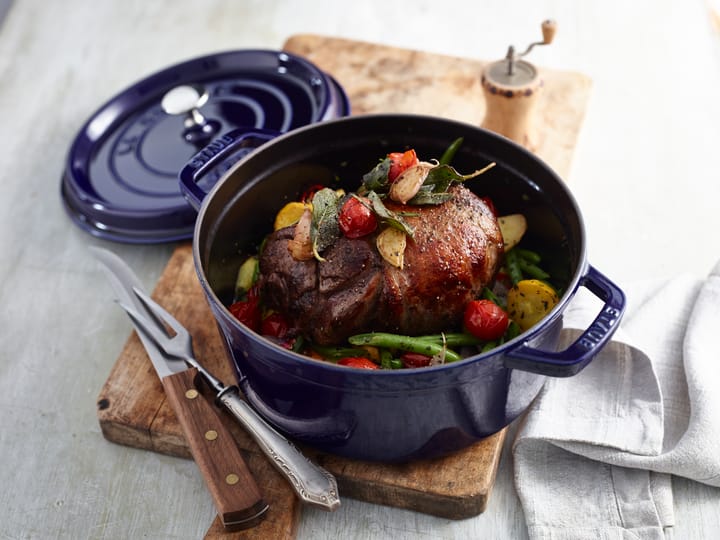 Staub La Cocotte ronde pan gietijzer 2,6 L, Donkerblauw STAUB