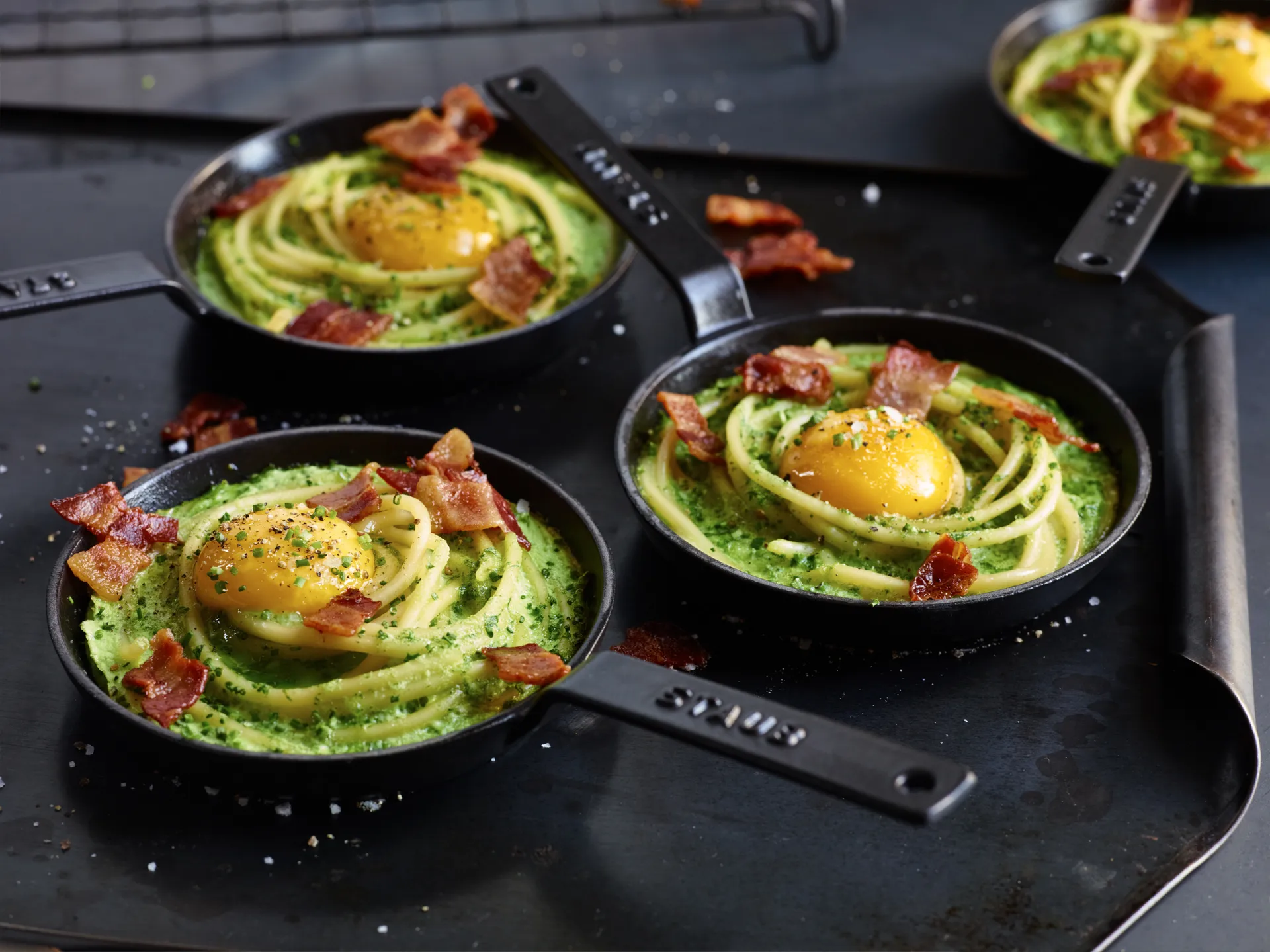 Staub mini koekenpan gietijzer 0,15 L, Zwart STAUB