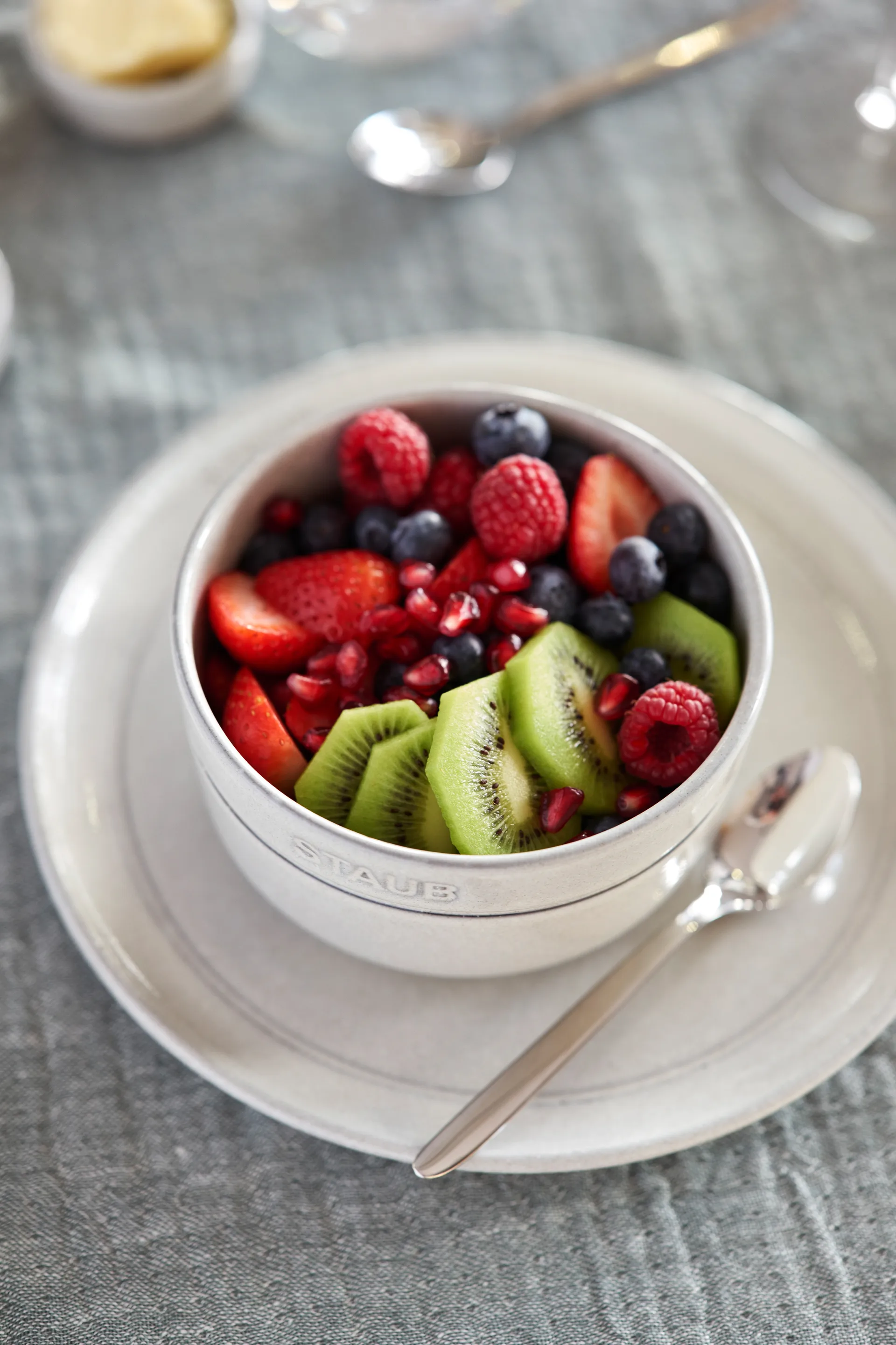 Staub New White Truffle kom, 60 cl STAUB