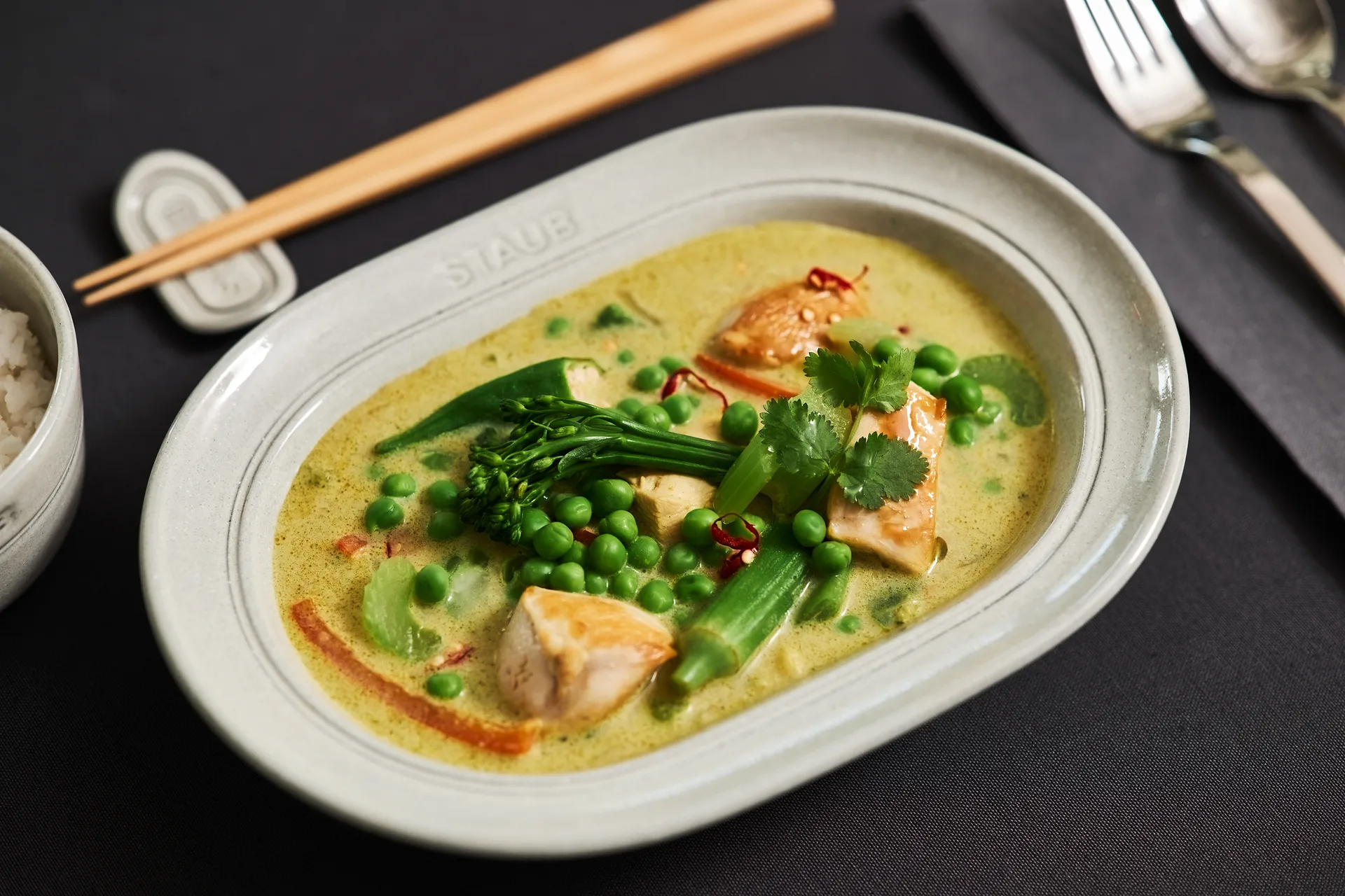 Staub New White Truffle schotel ovaal, 25 cm STAUB