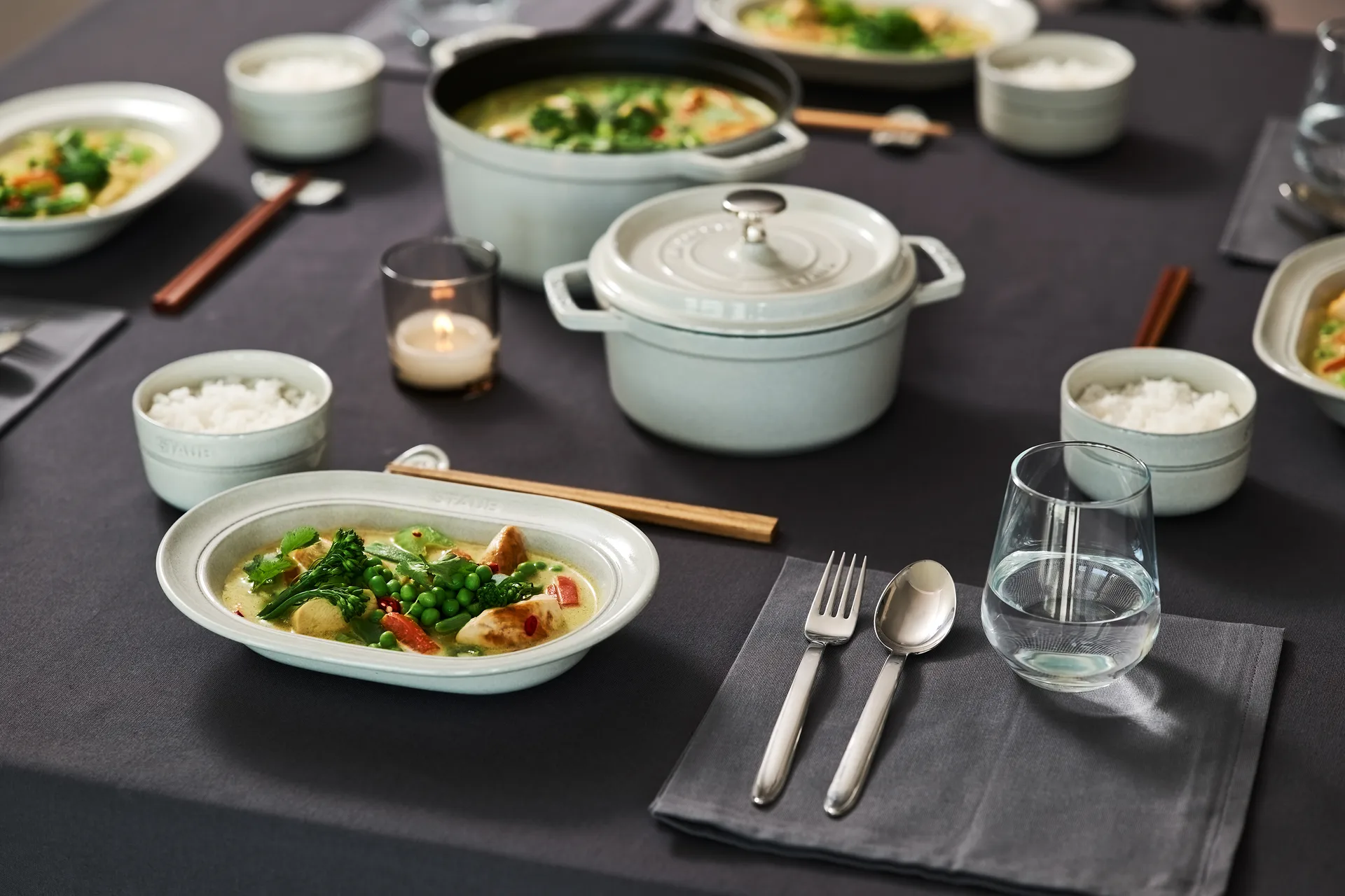 Staub New White Truffle schotel ovaal, 25 cm STAUB