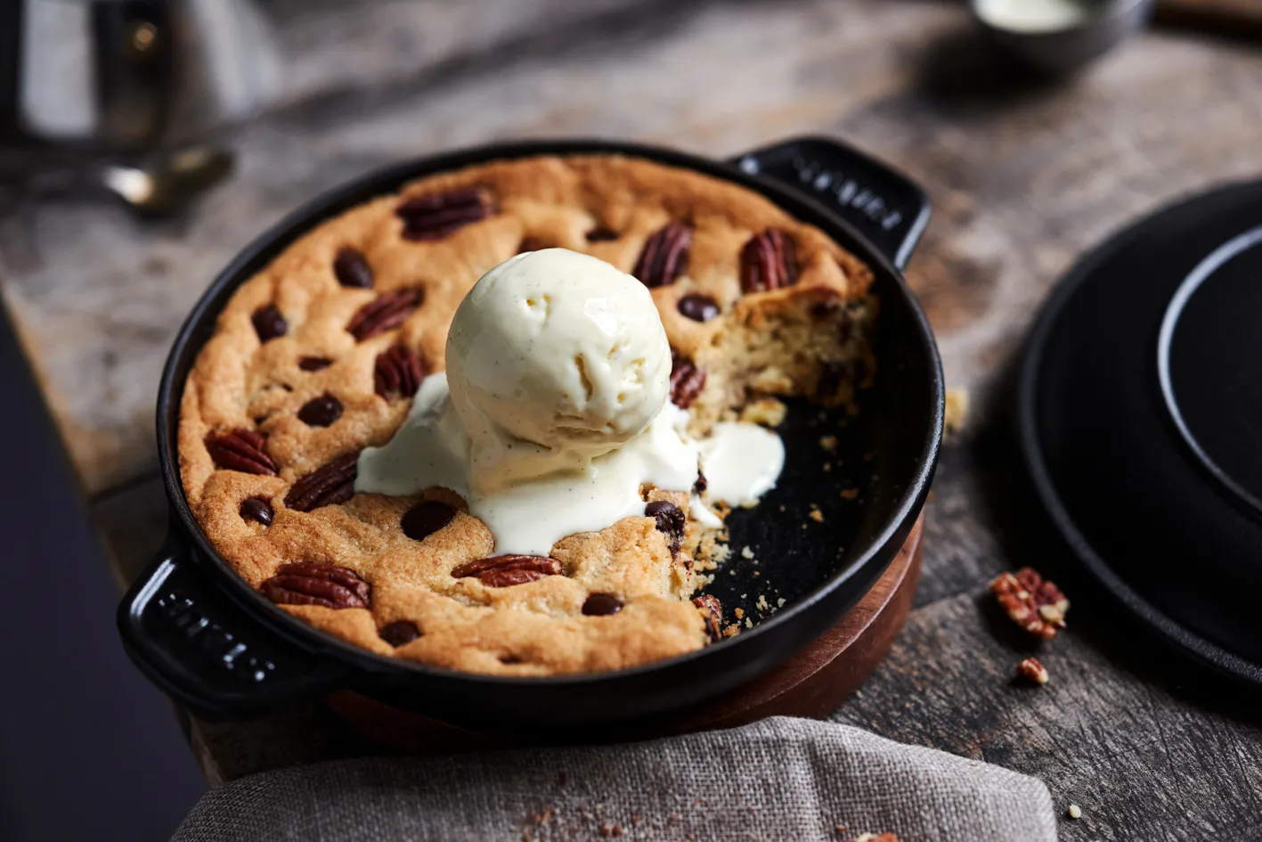 Staub ovenschaal gietijzer met deksel rond Ø20 cm, Zwart STAUB