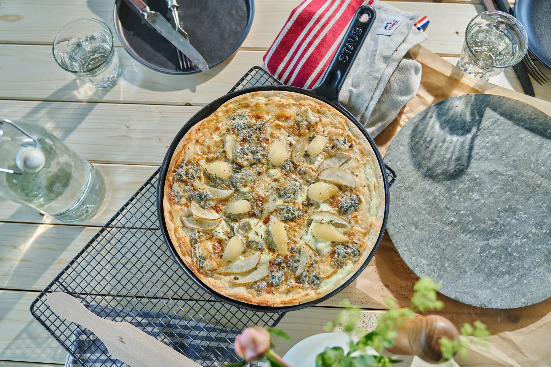 Staub pannenkoekenpan ijzeren handvat Ø30 cm, Zwart STAUB