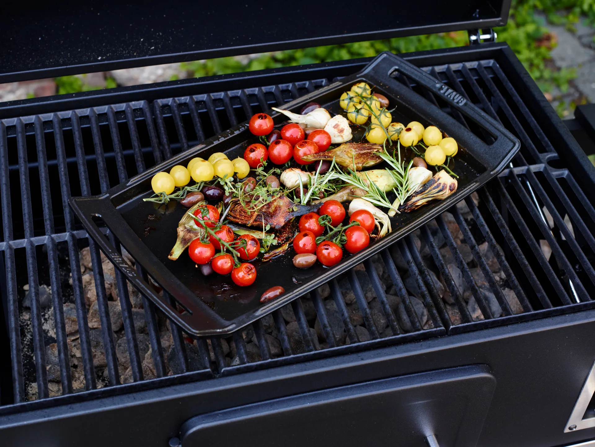 Staub Teppanyaki bakplaat met handvatten 38x25 cm, Zwart STAUB