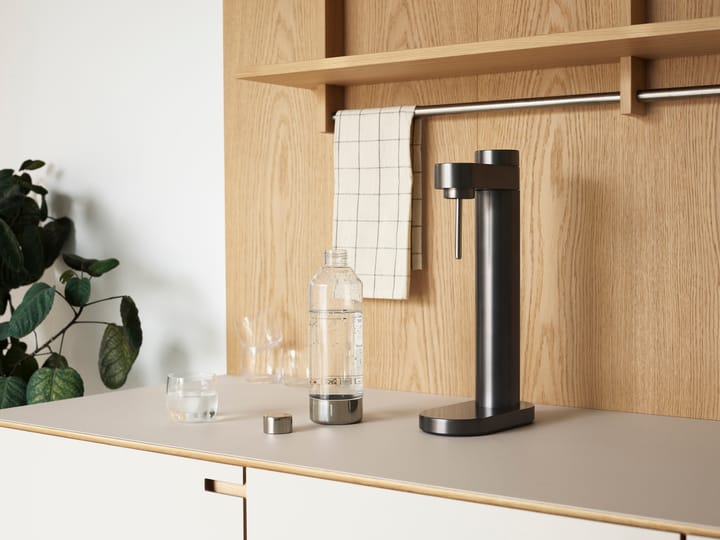Brus bruiswatermachine, Black metallic Stelton