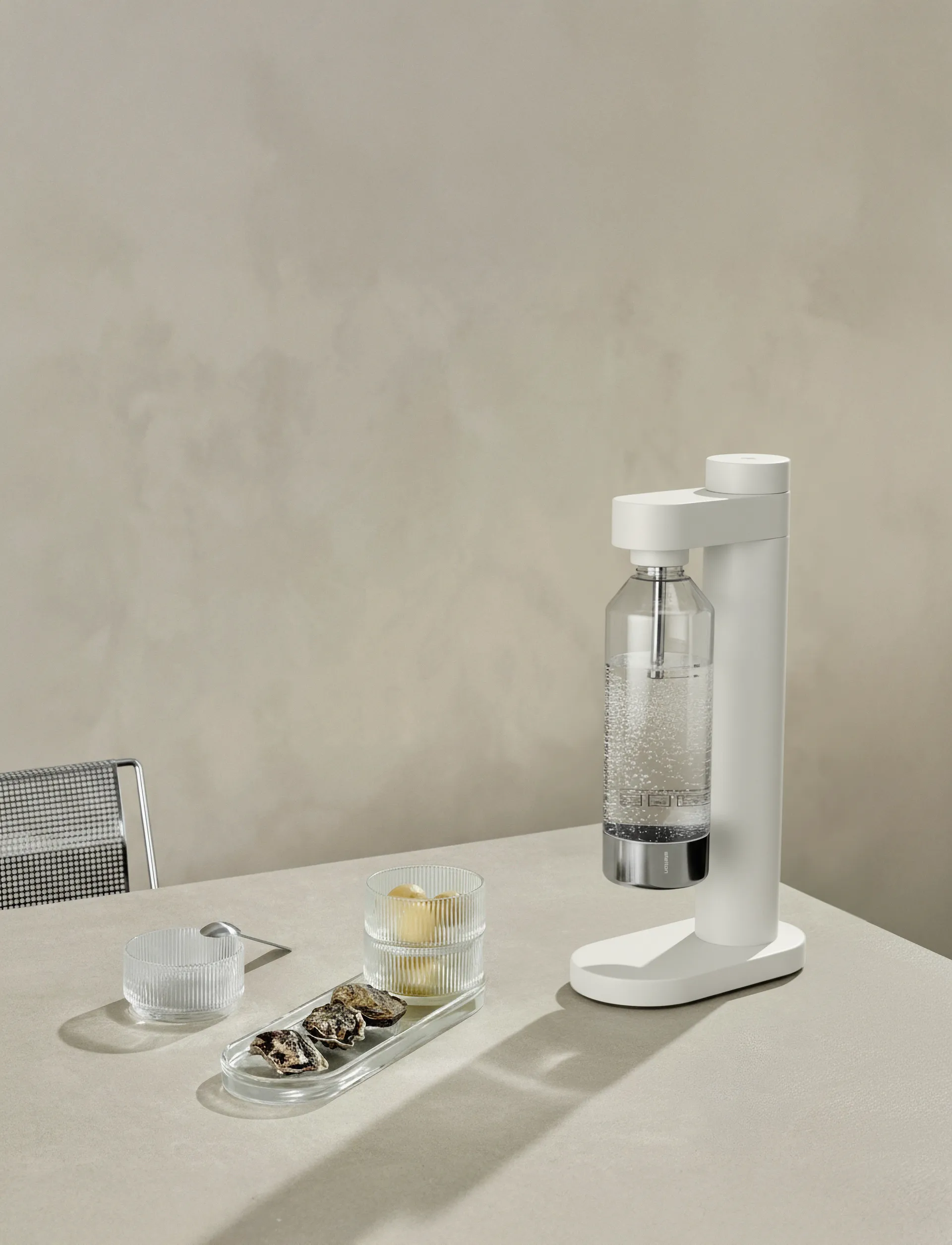 Brus bruiswatermachine, Soft white Stelton