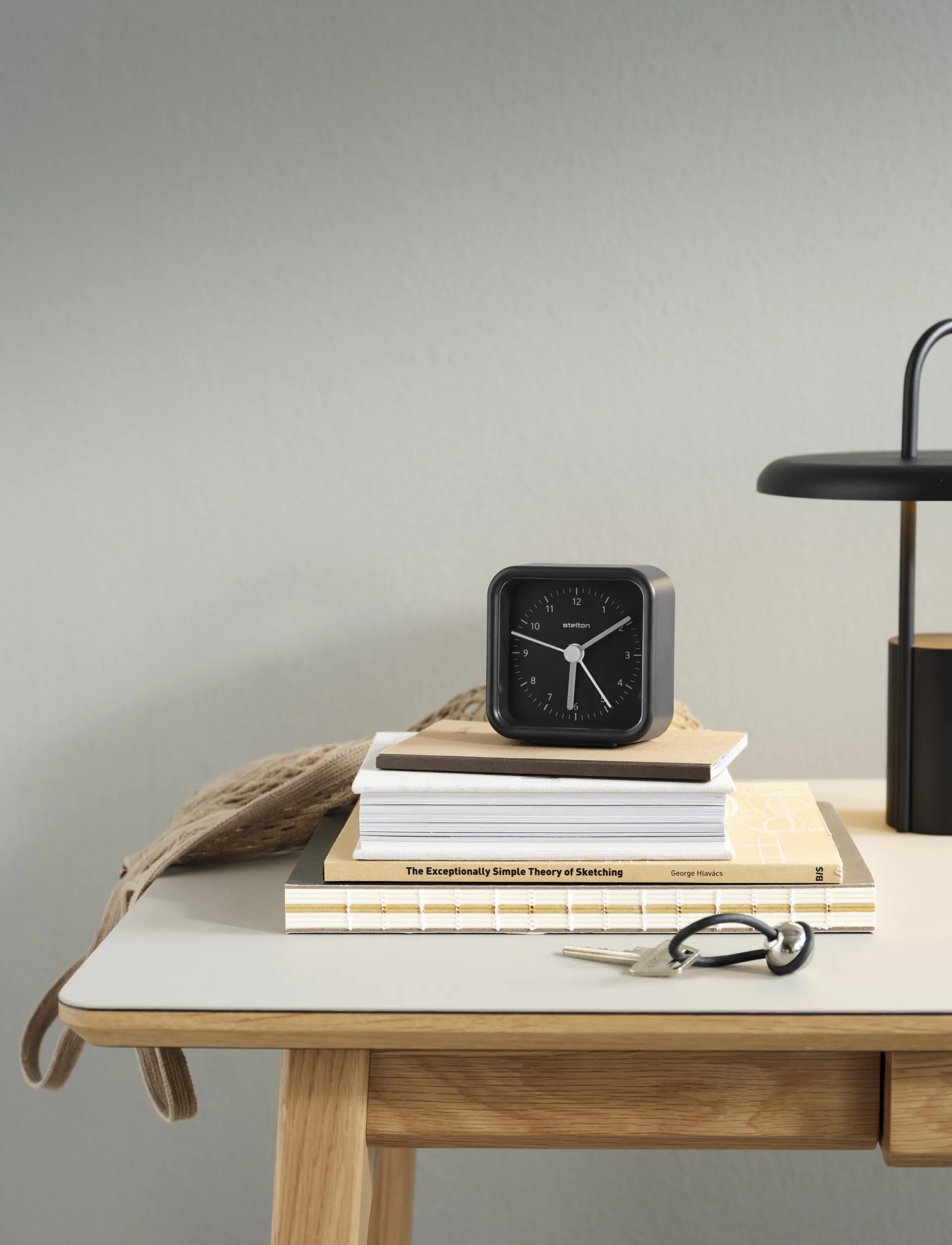 Okiru wekker, Black Stelton
