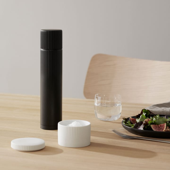 Pleat pepermolen, Zwart Stelton