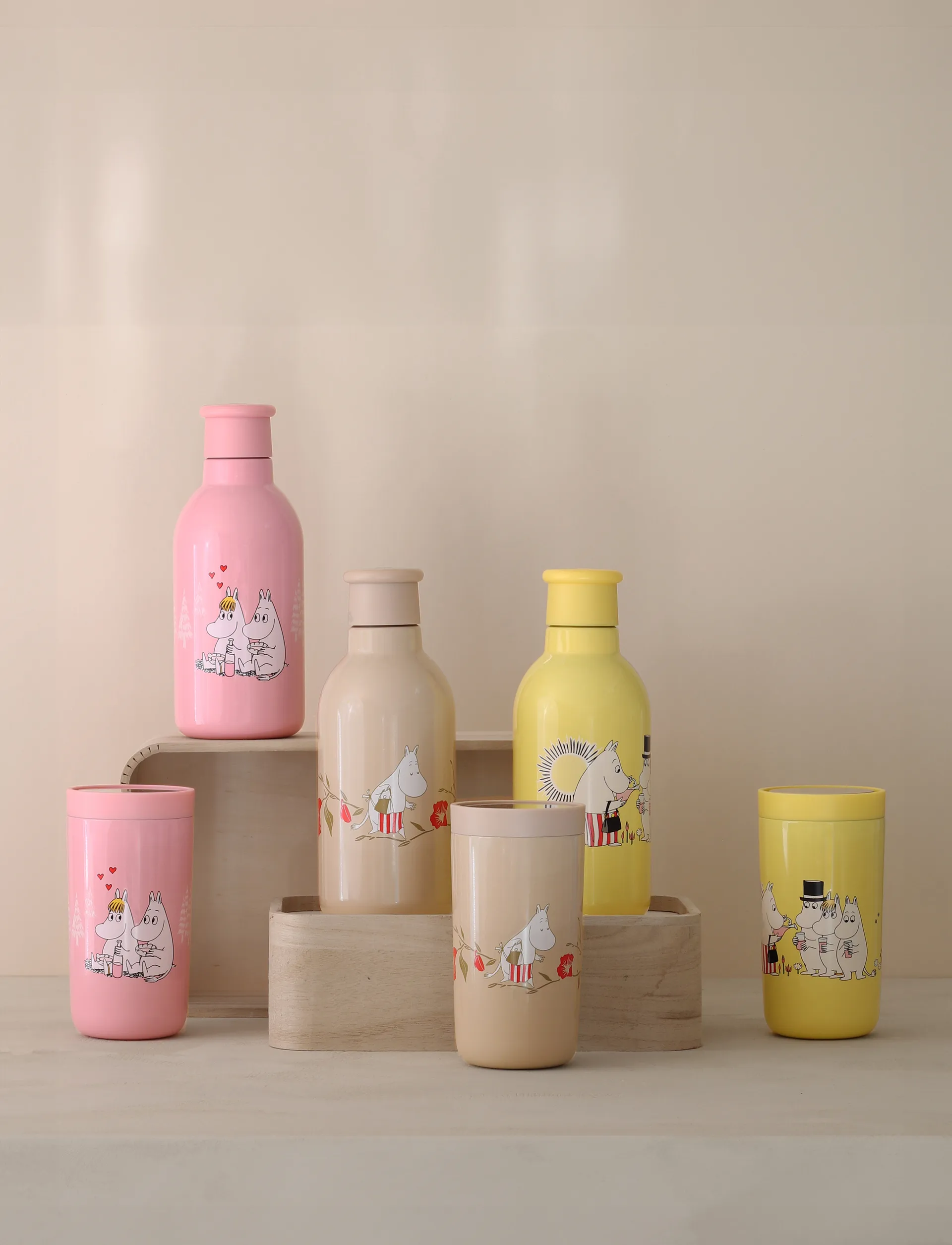 To Go Click Moomin beker 0,2 l, Moominmamma’s Tea party Stelton